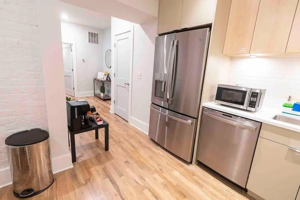 Coffee/tea facilities in Spacious 1 bed 1 bath Downtown OTR condo minutes walk to the Reds Bengals stadium & more!