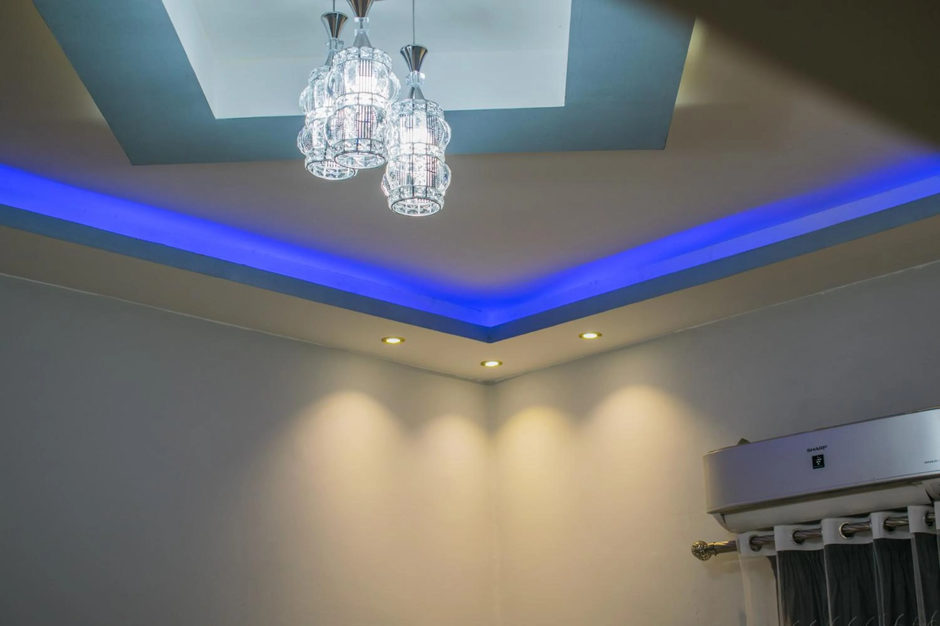 Decorative detail in Crown Hotel