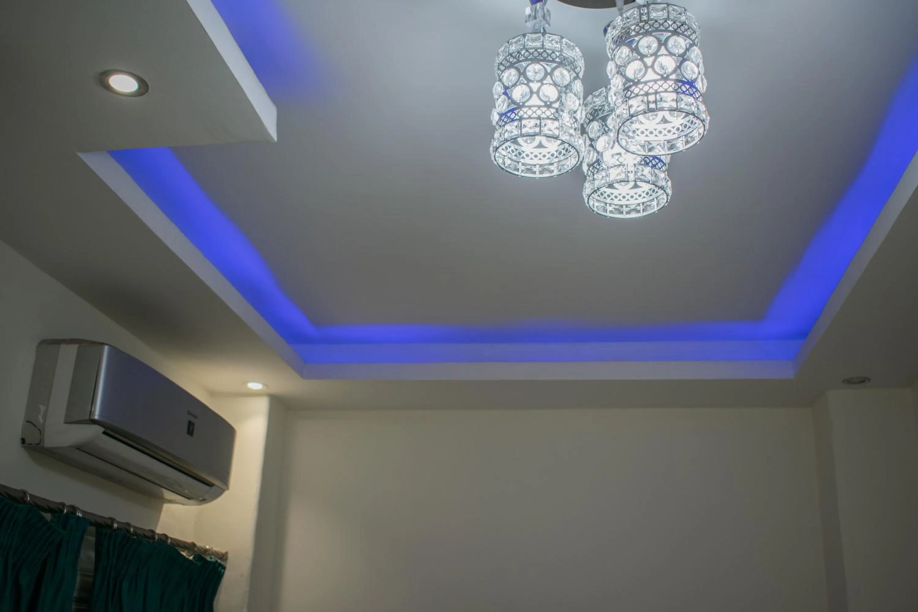 air conditioner in Crown Hotel