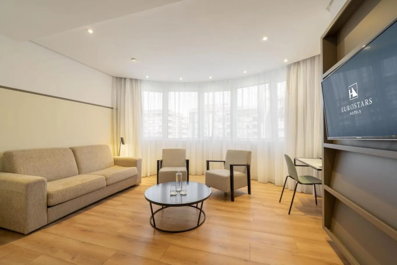 TV and multimedia in Eurostars Acteón