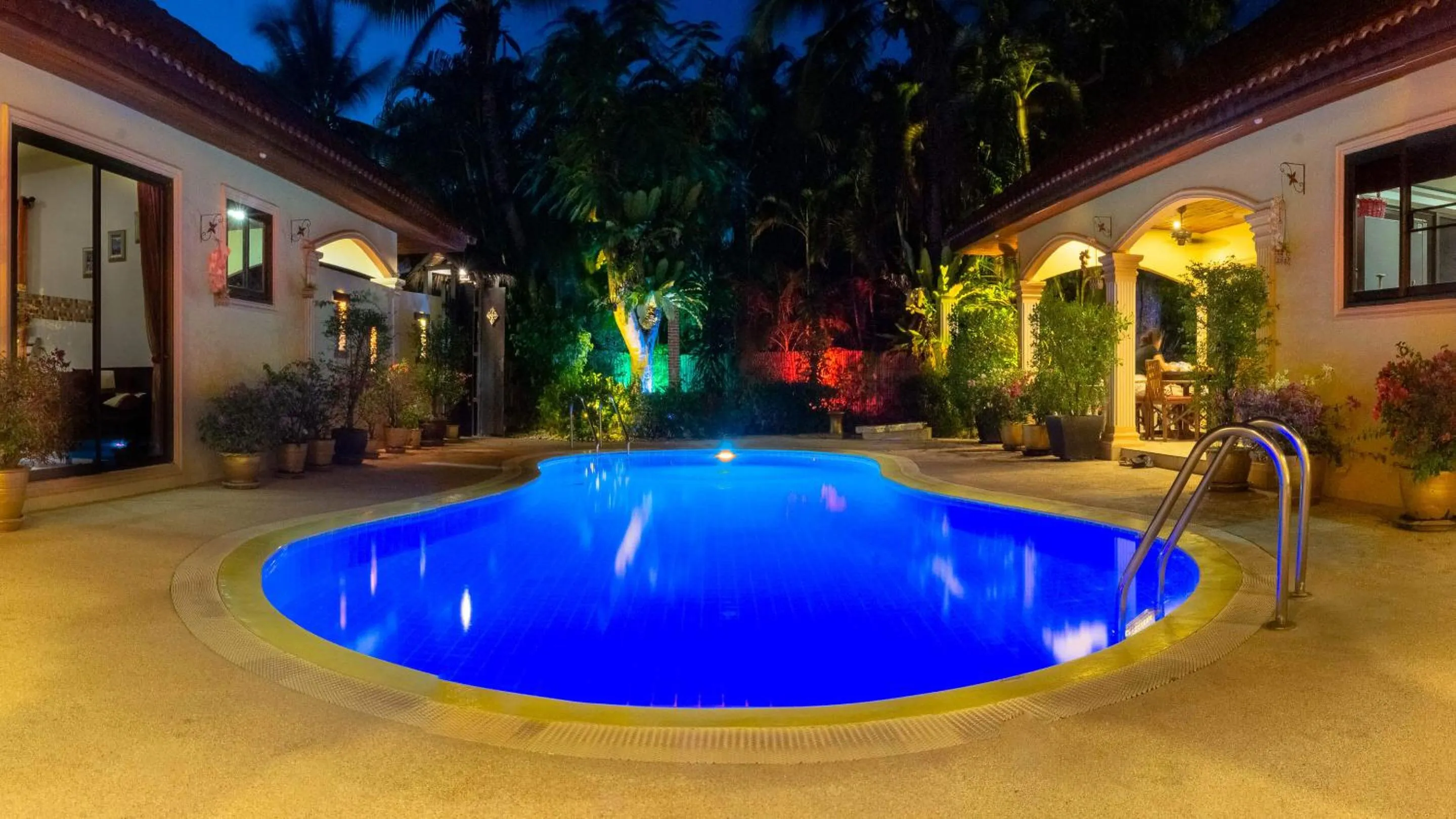 Night in Coconut Paradise Villas