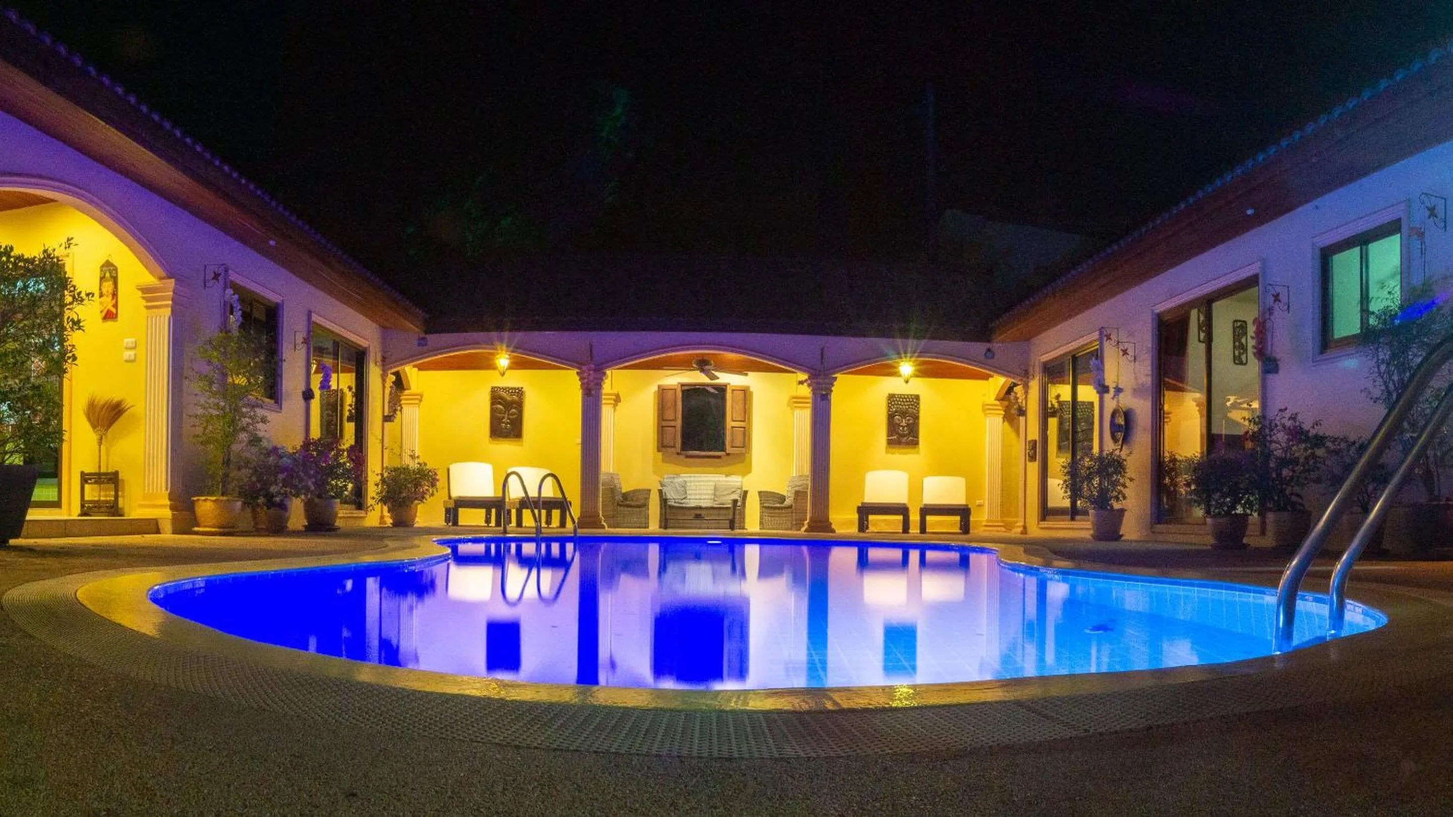 Night in Coconut Paradise Villas