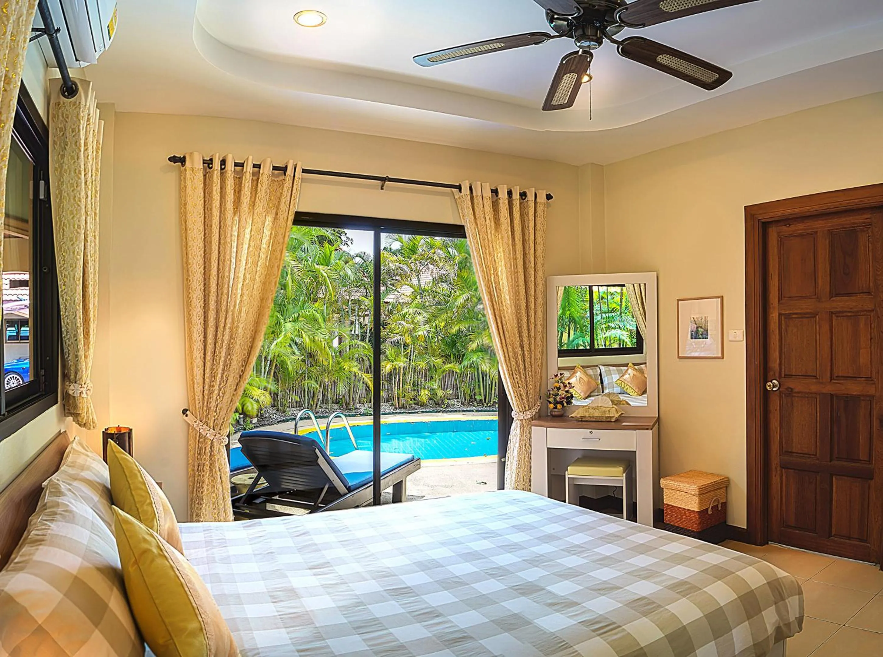 Photo of the whole room, Bed in Coconut Paradise Villas