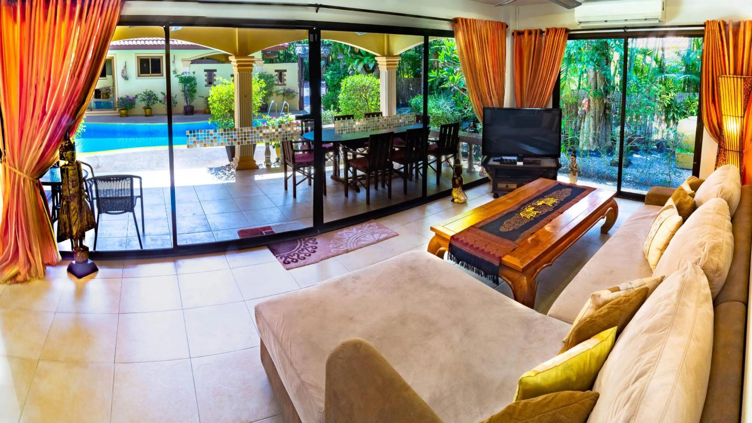 Living room in Coconut Paradise Villas
