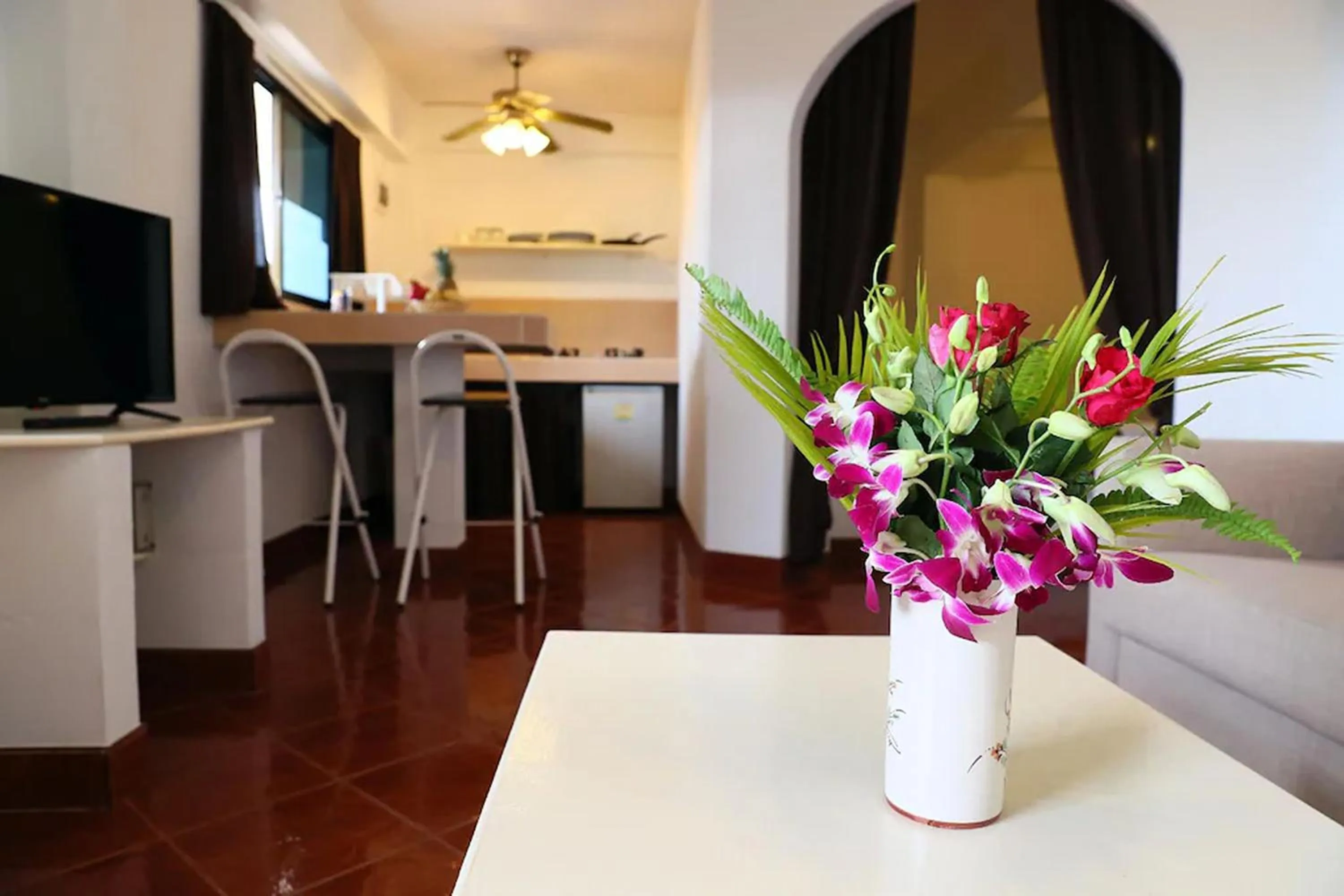 Kitchen or kitchenette in Swiss Villas Panoramic - SHA Certified