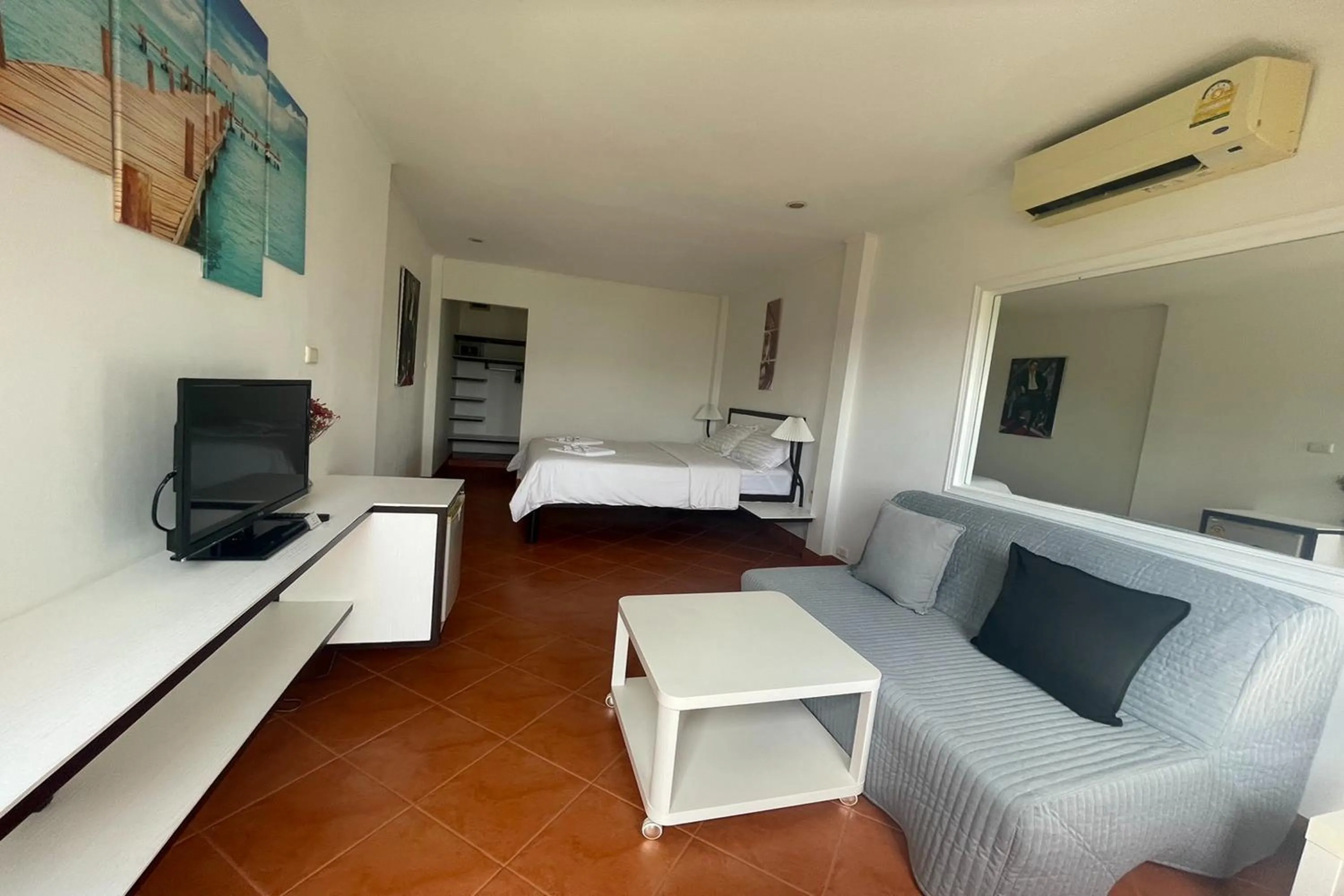 Bedroom, Bed in Swiss Villas Panoramic - SHA Certified