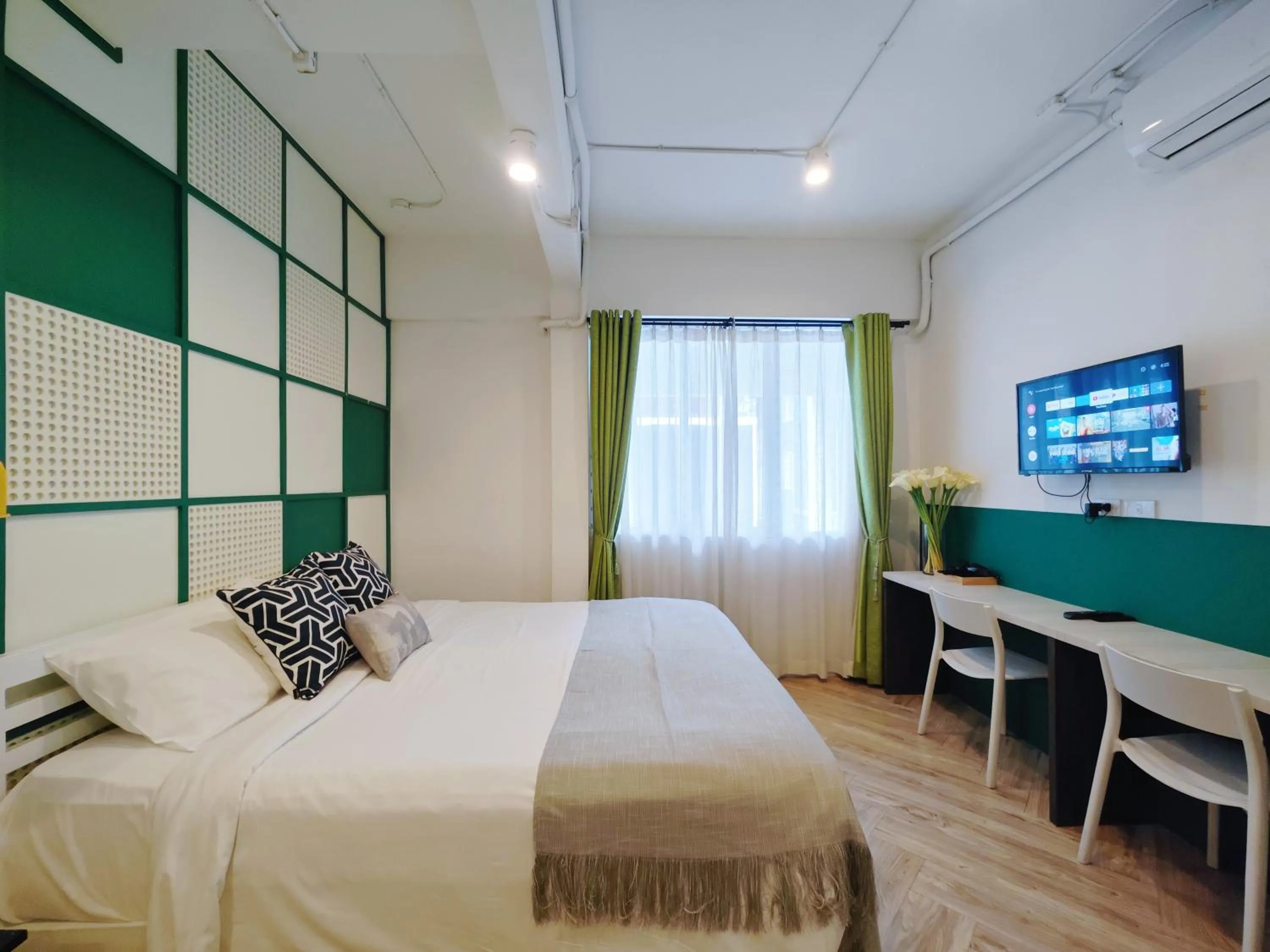 Bed in Ostay Asoke Bangkok