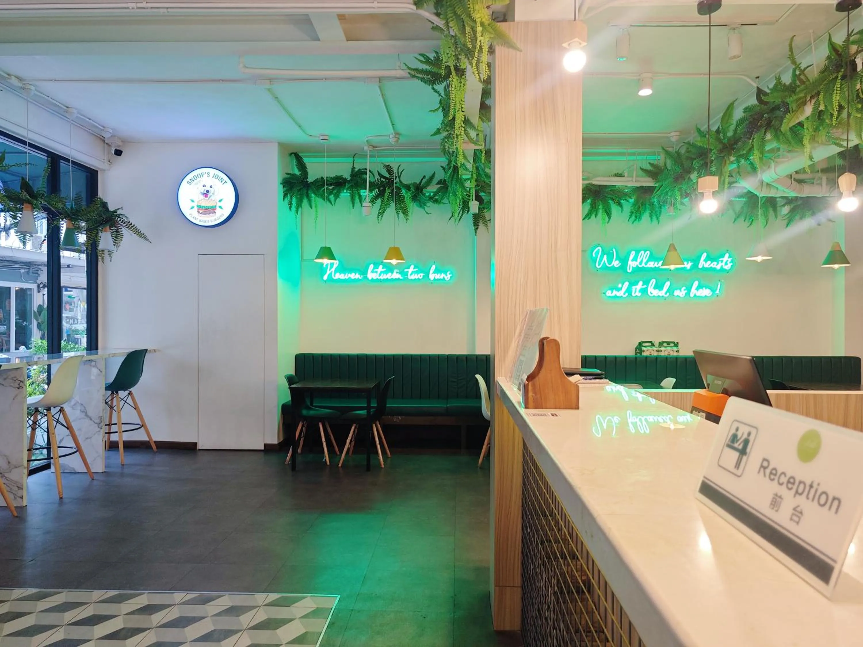 Lobby or reception in Ostay Asoke Bangkok