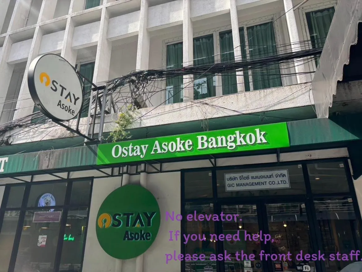 Property building in Ostay Asoke Bangkok