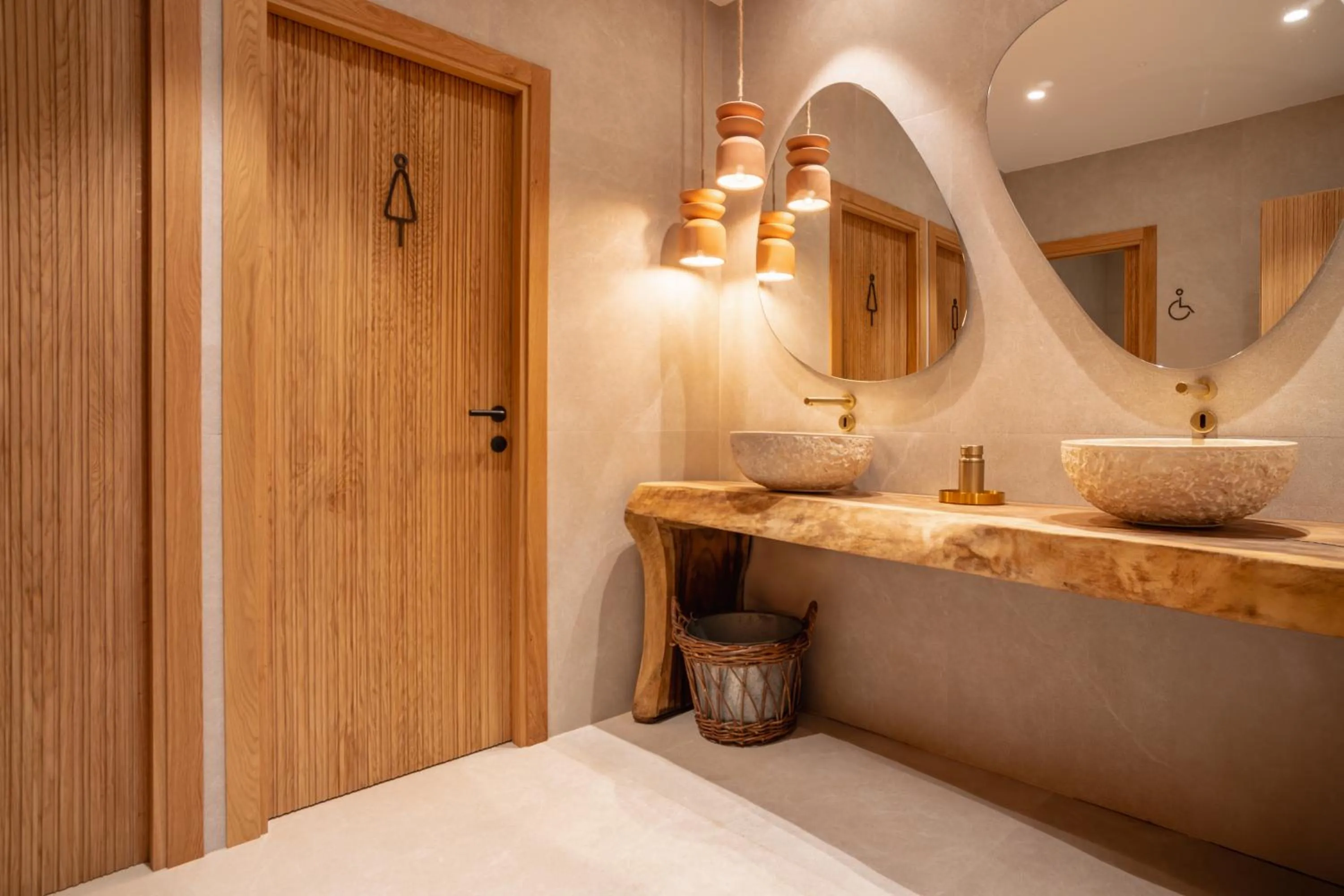 Bathroom in Bahía de Alcudia Hotel & Spa