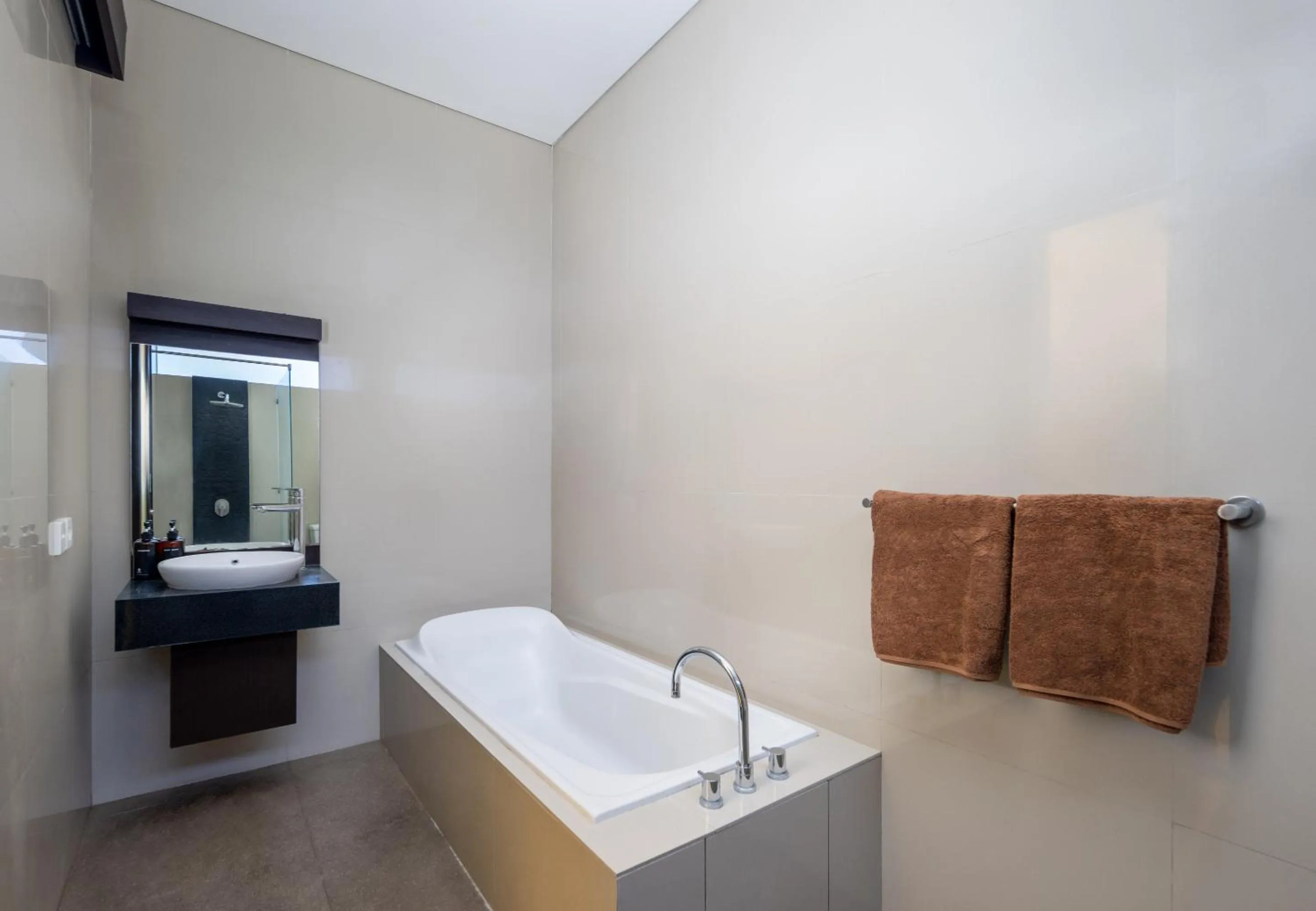 Bathroom in Villa Manggo - Canggu