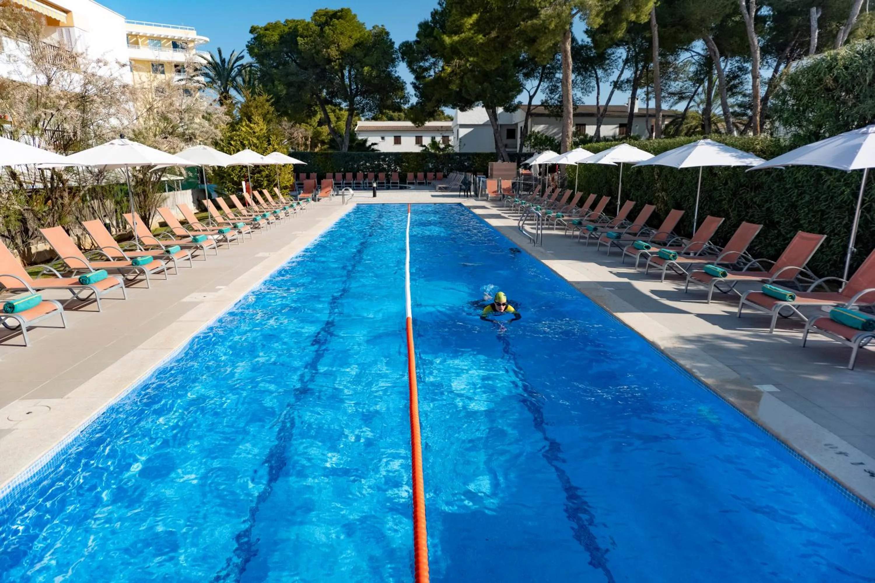 Swimming pool in Hotel Ivory Playa Sports & Spa
