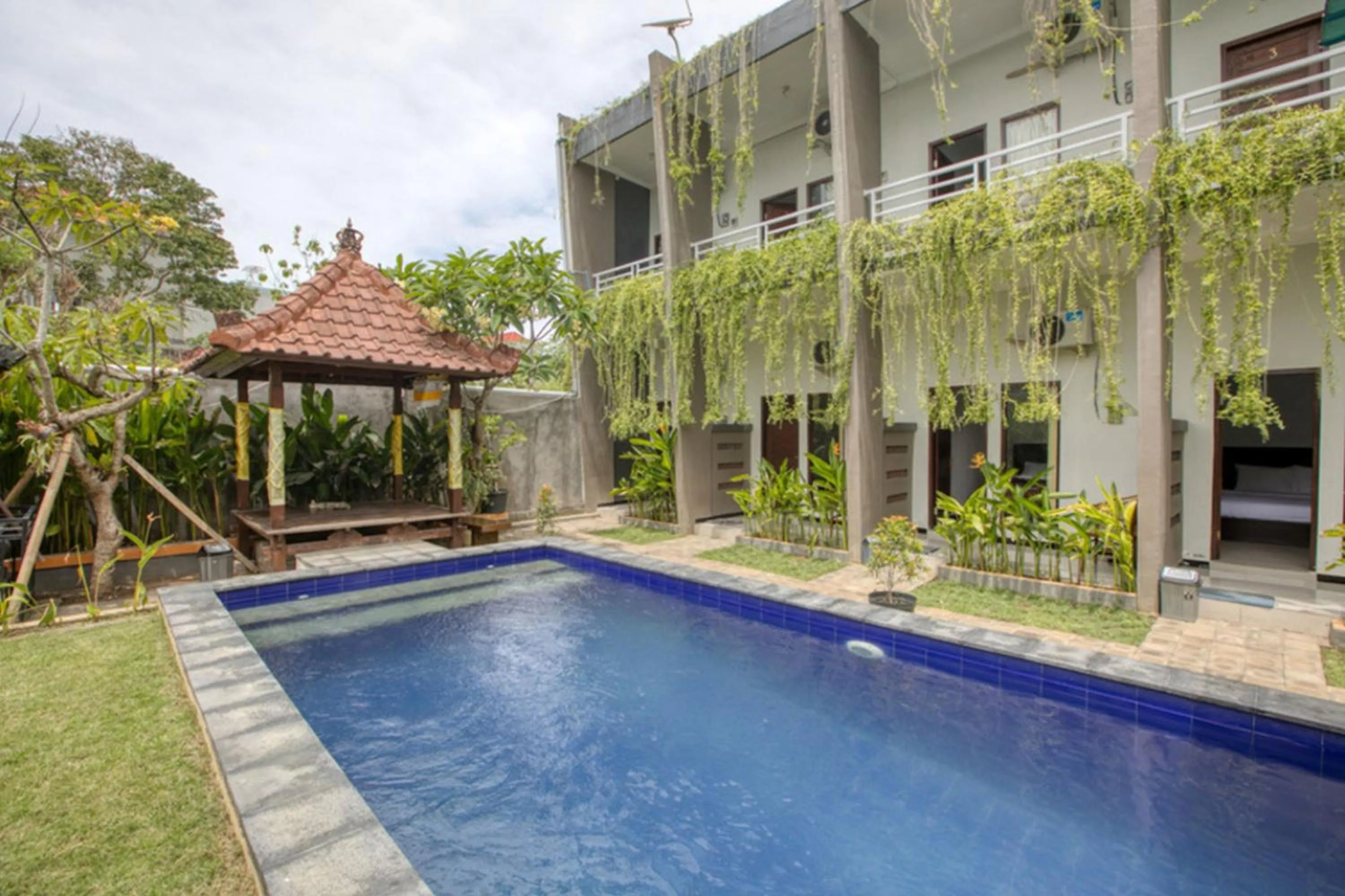 Property building in RedDoorz near Exit Toll Nusa Dua