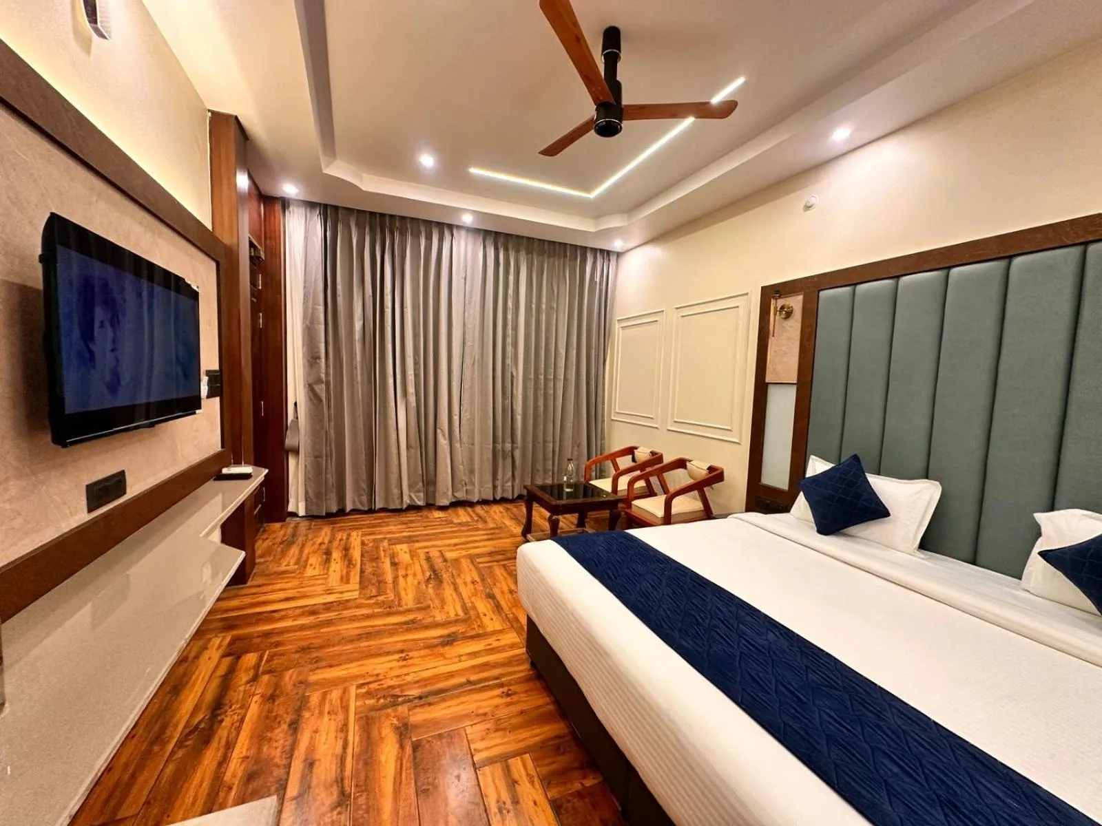 Bed in The Lake Ambience Resort