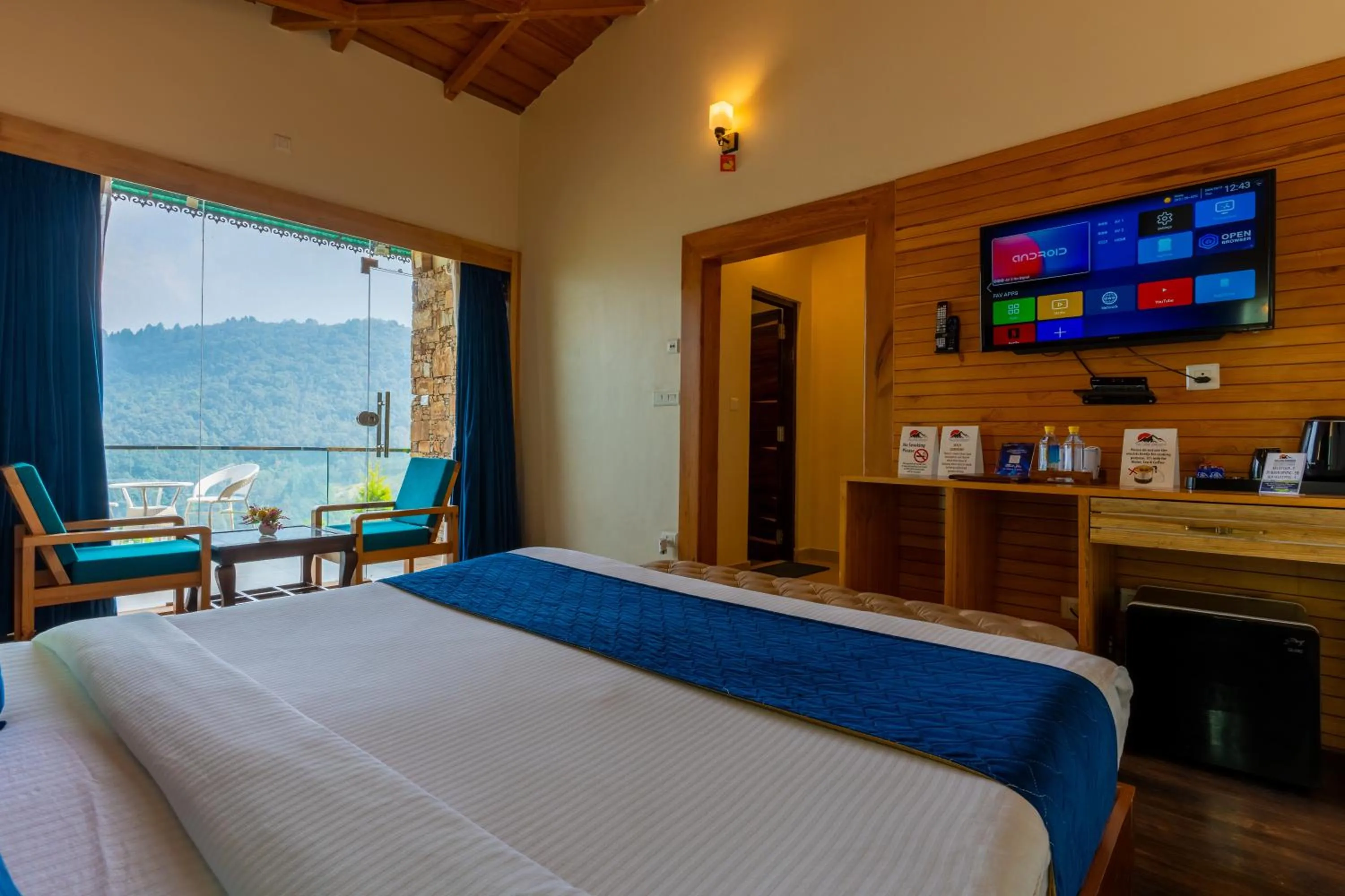 Bedroom, Bed in The Lake Ambience Resort