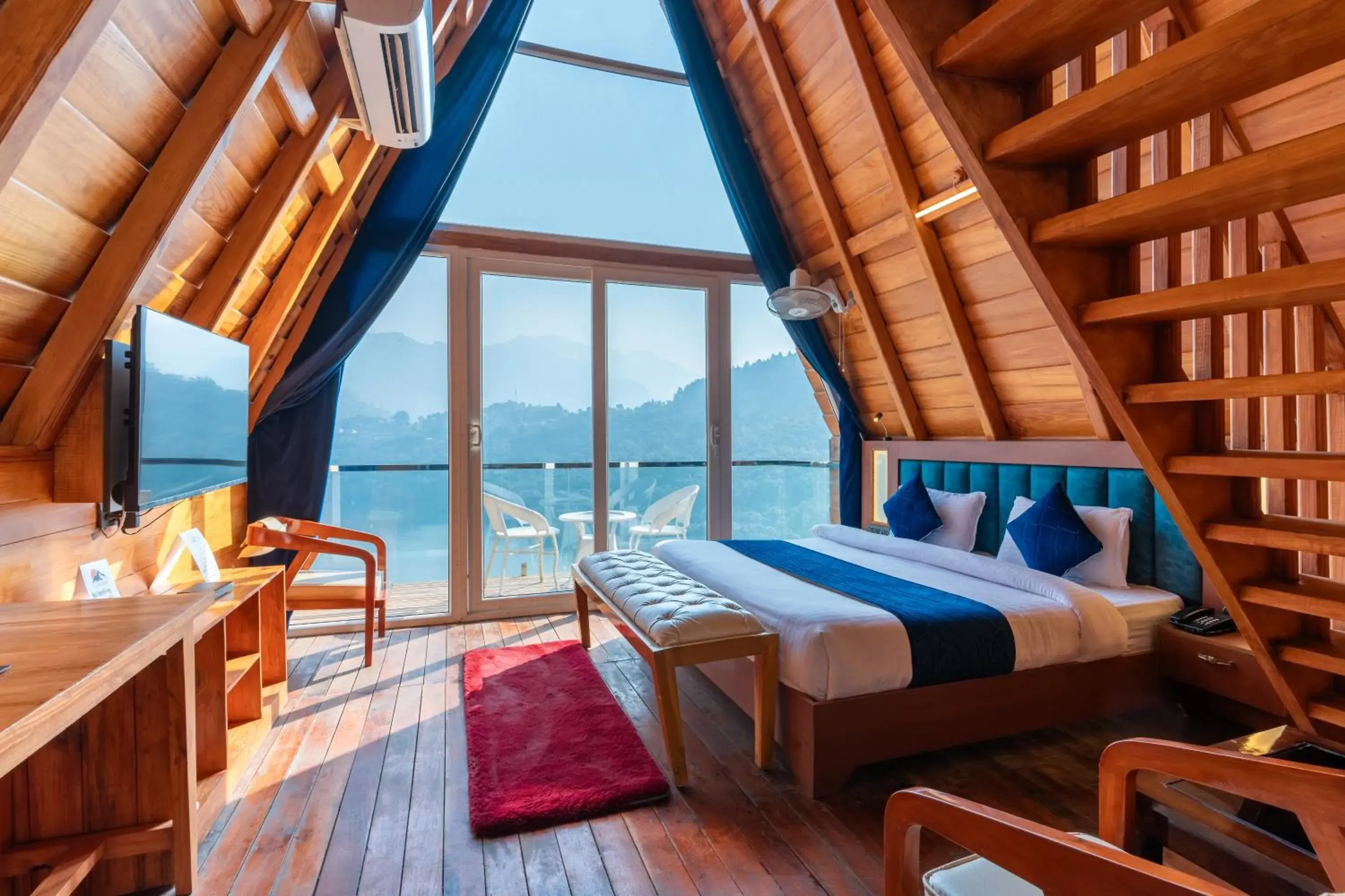 Chalet in The Lake Ambience Resort Chalet in The Lake Ambience Resort