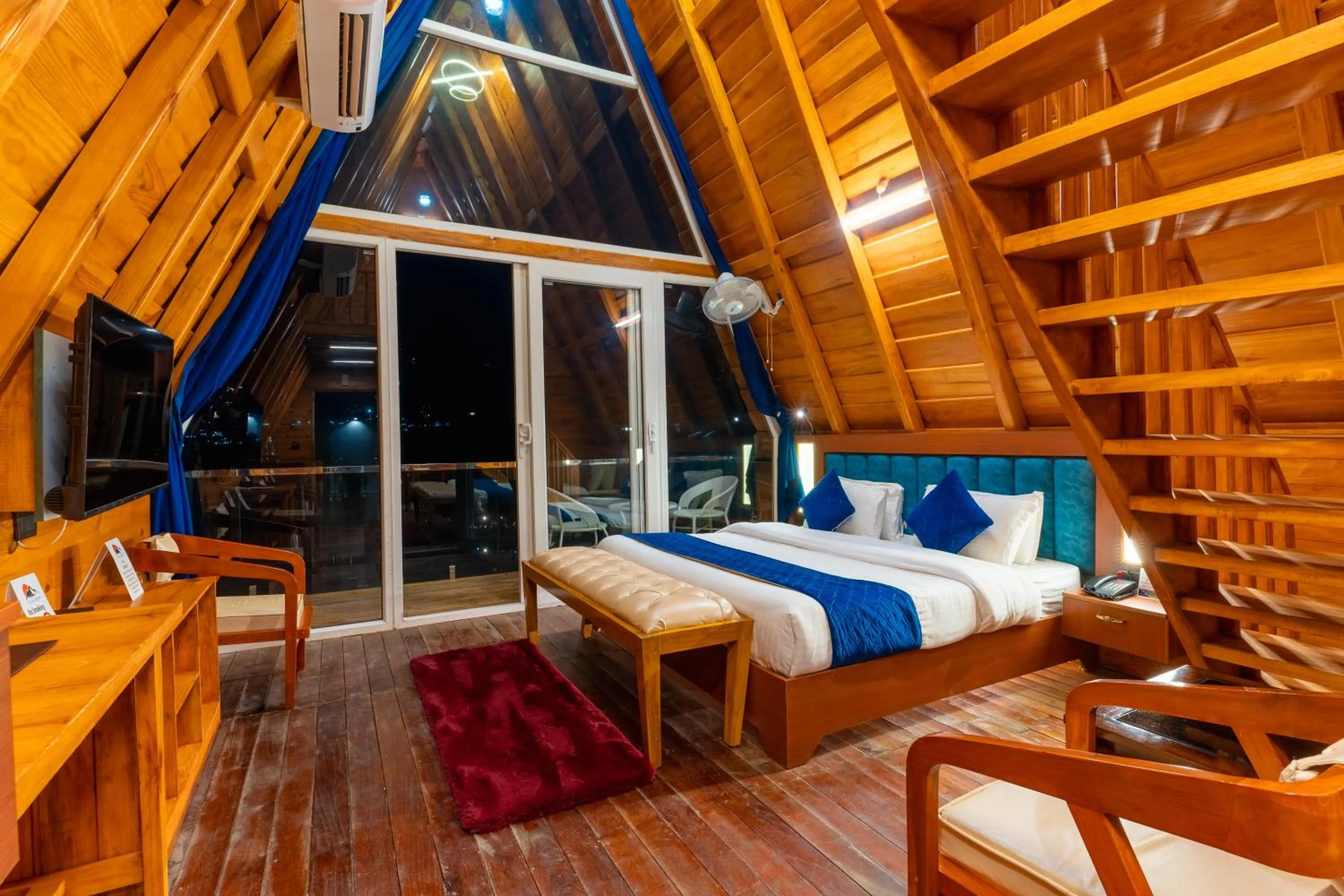 Bedroom, Bed in The Lake Ambience Resort