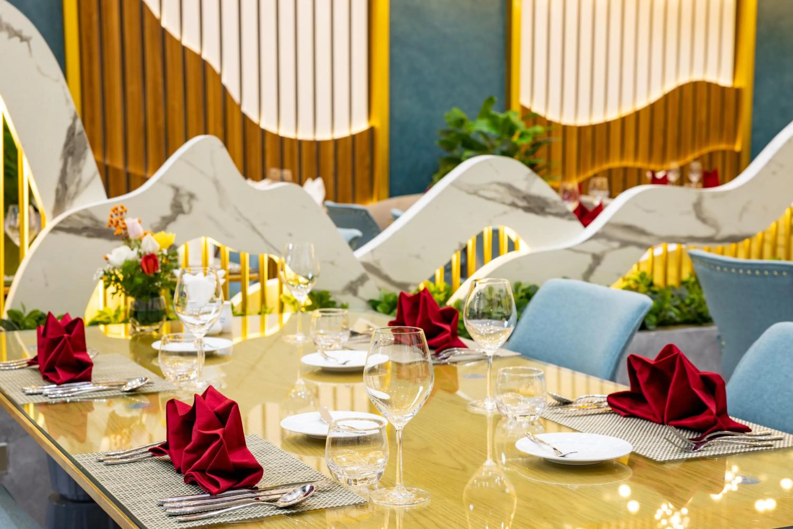 Restaurant/places to eat in Glenda Tower Moc Chau Hotel