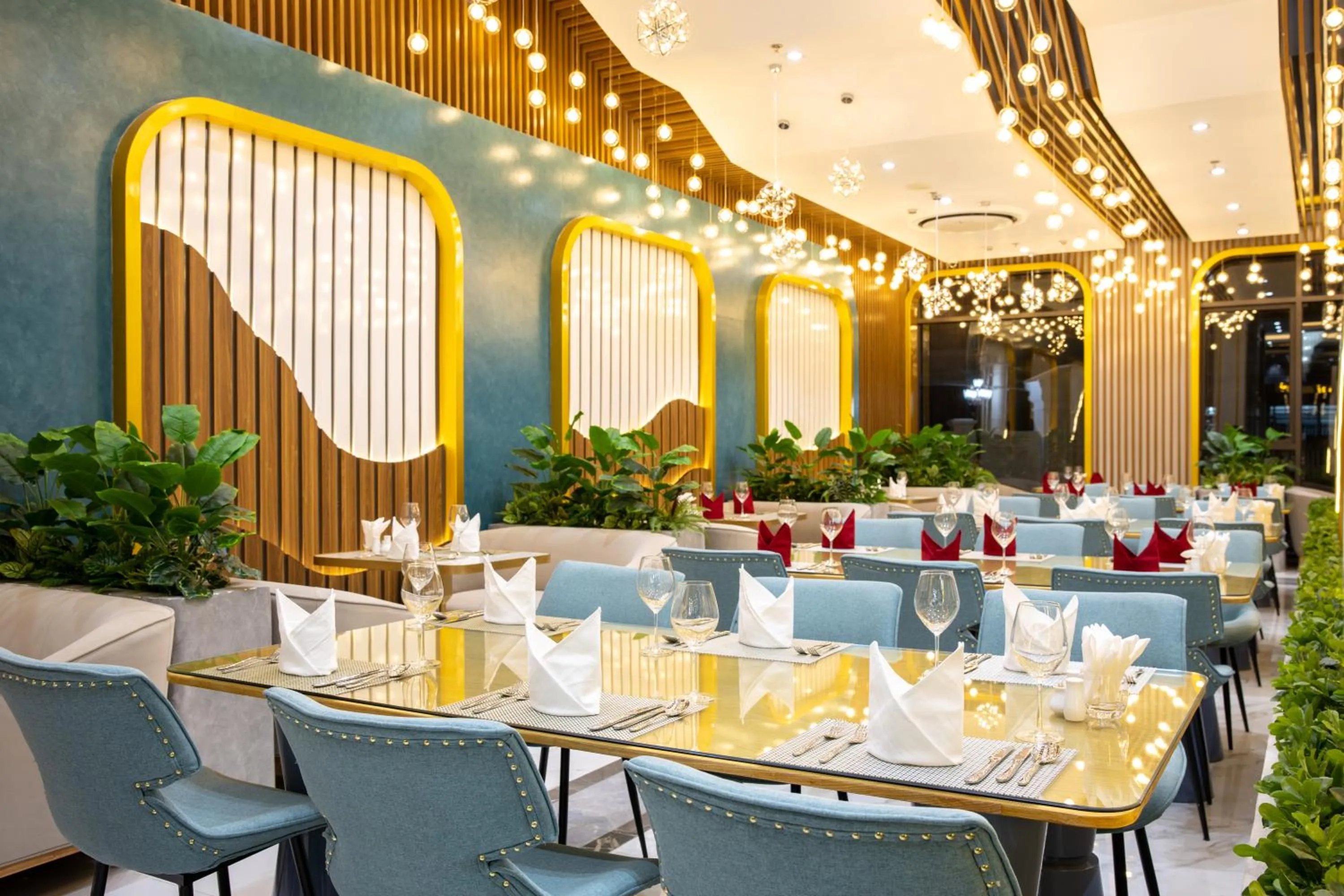 Restaurant/places to eat in Glenda Tower Moc Chau Hotel