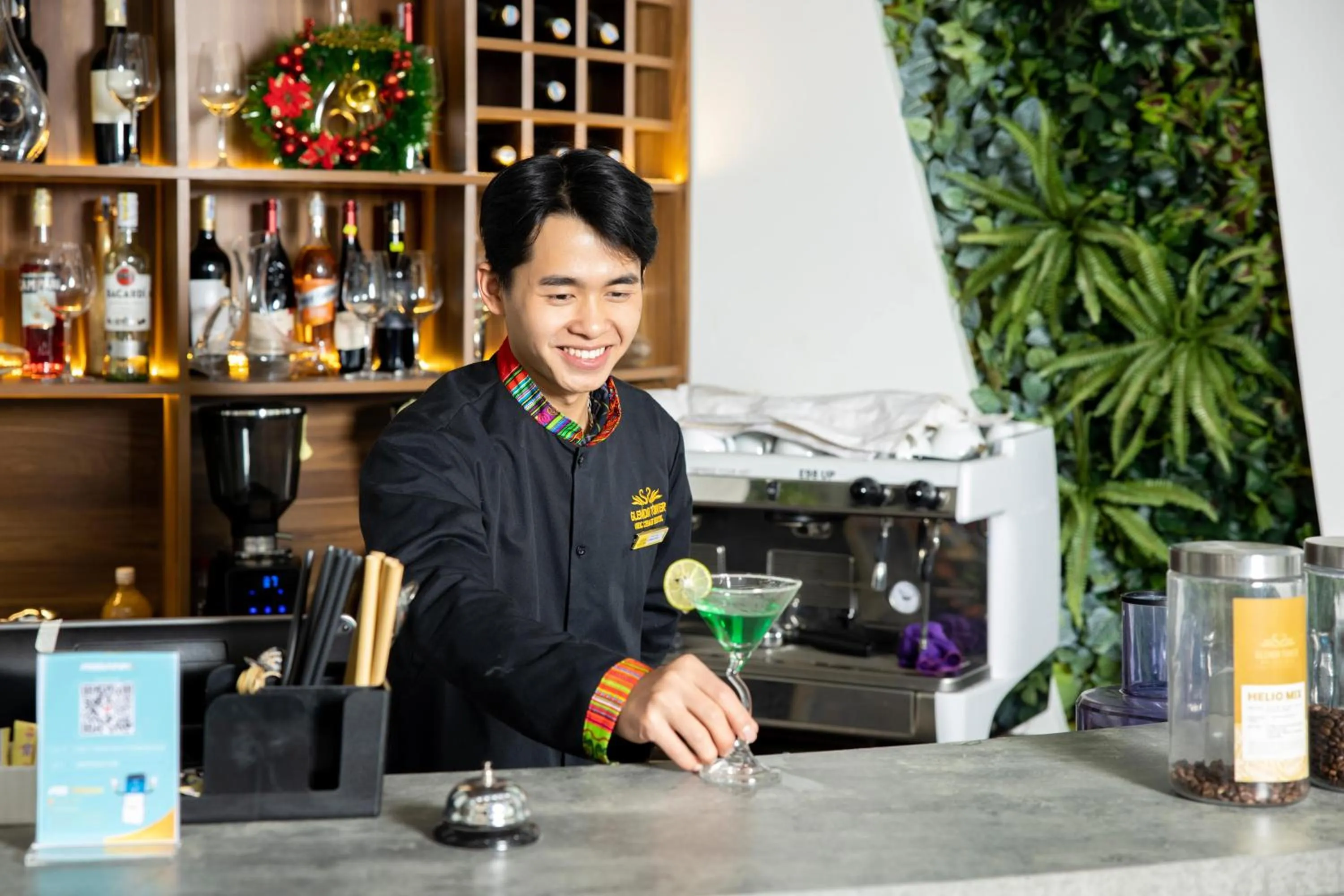 Property building in Glenda Tower Moc Chau Hotel