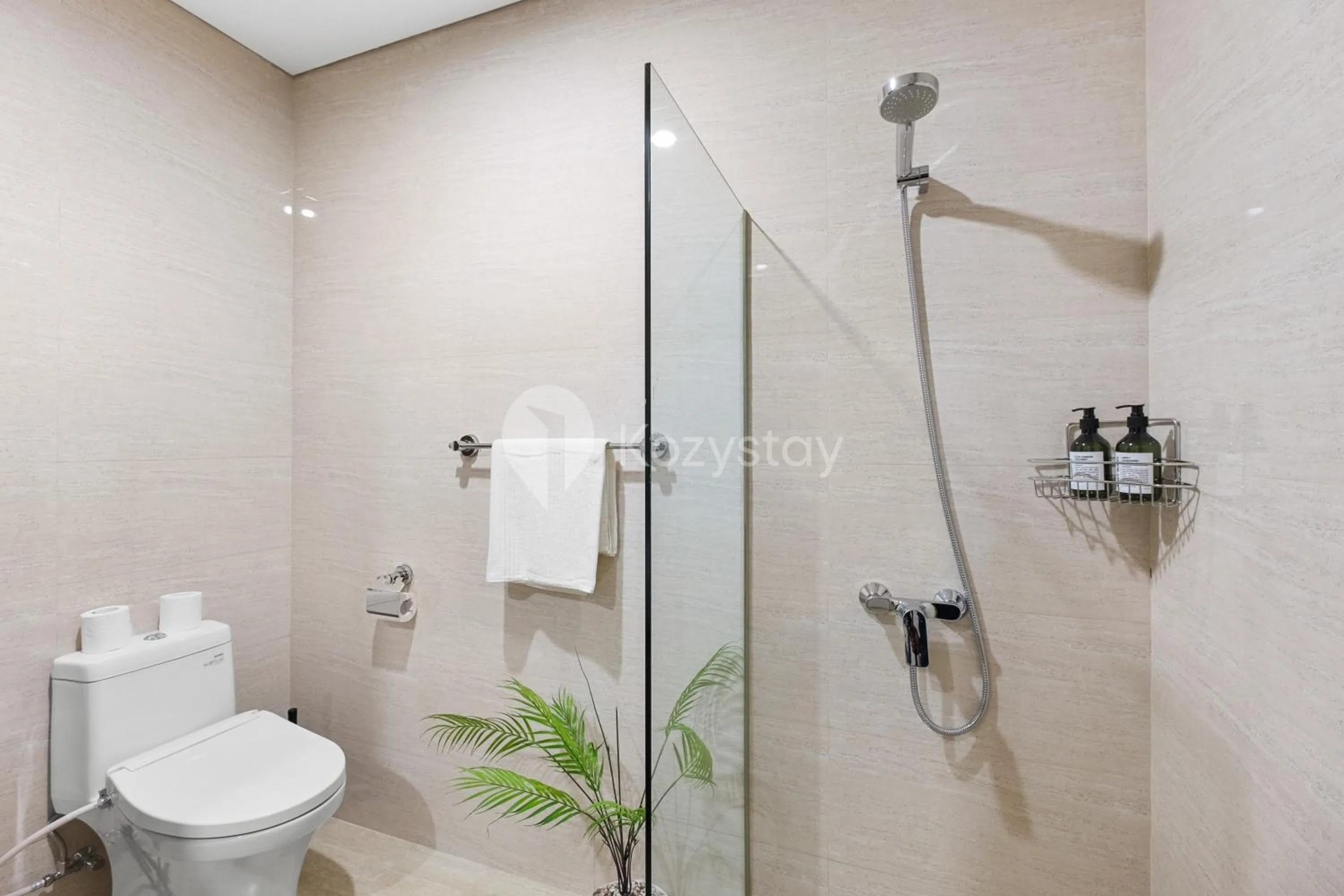 Bathroom in Orchid by Kozystay - Kebon Jeruk