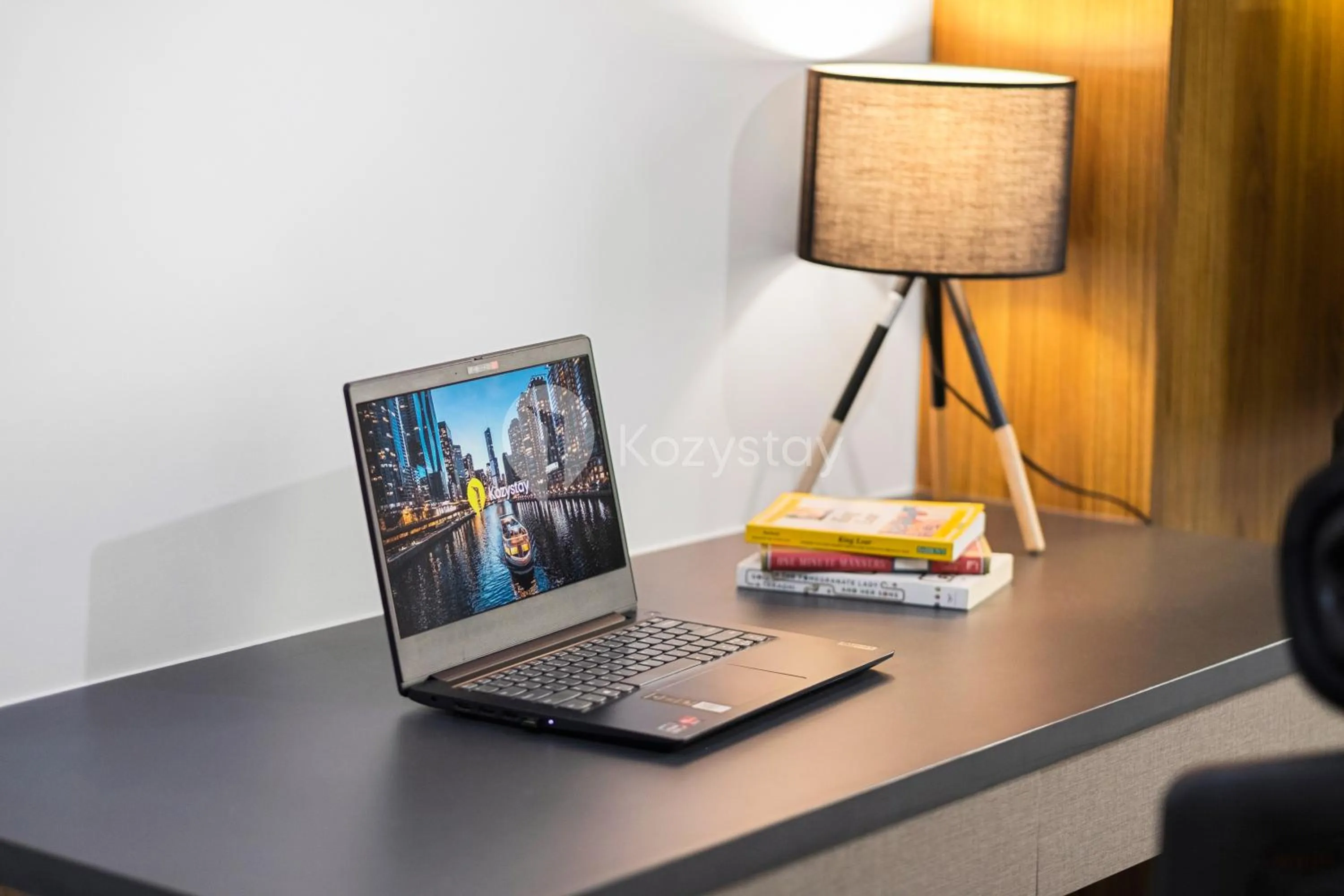 Bedroom in Orchid by Kozystay - Kebon Jeruk