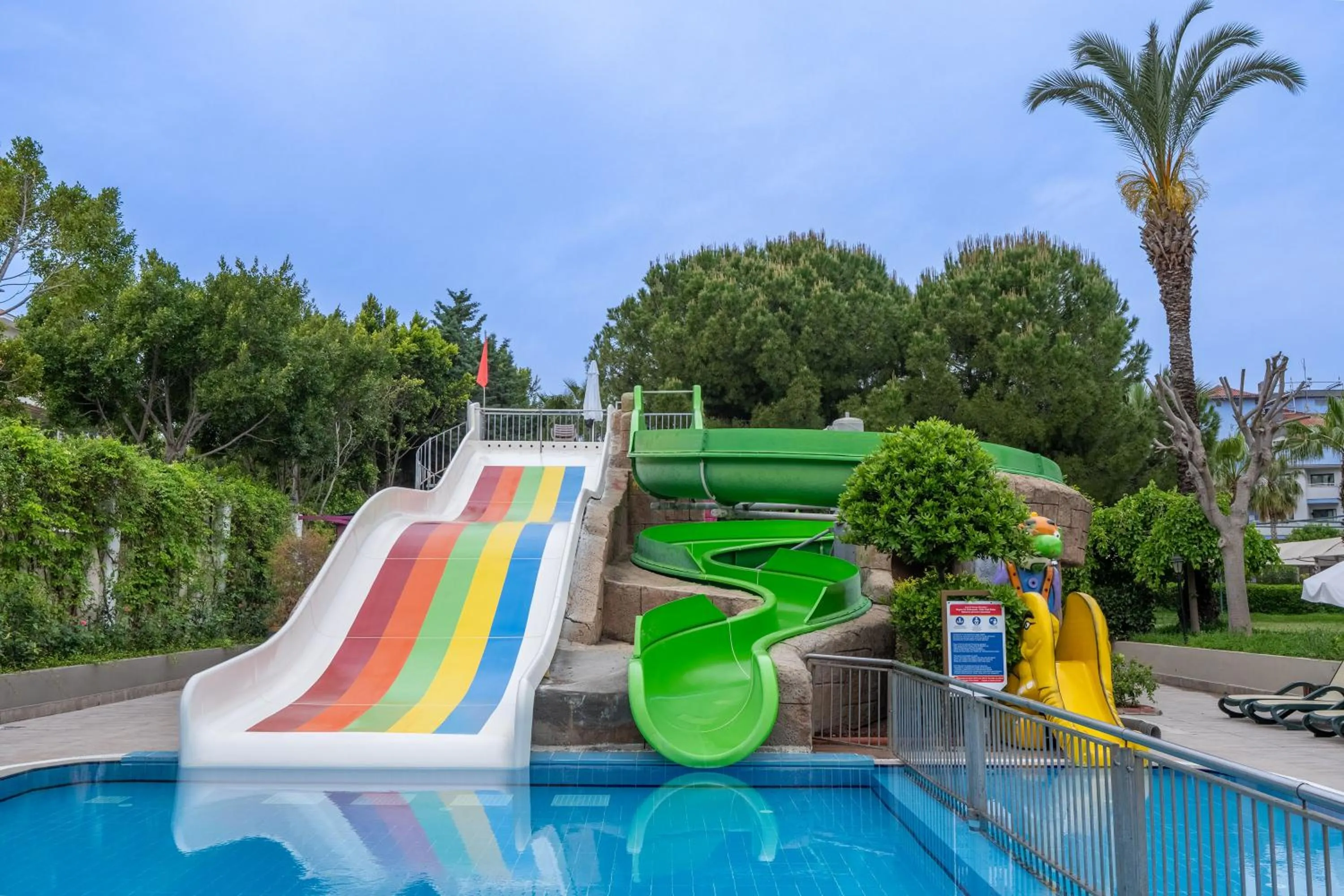 Swimming pool in Side Breeze Hotel