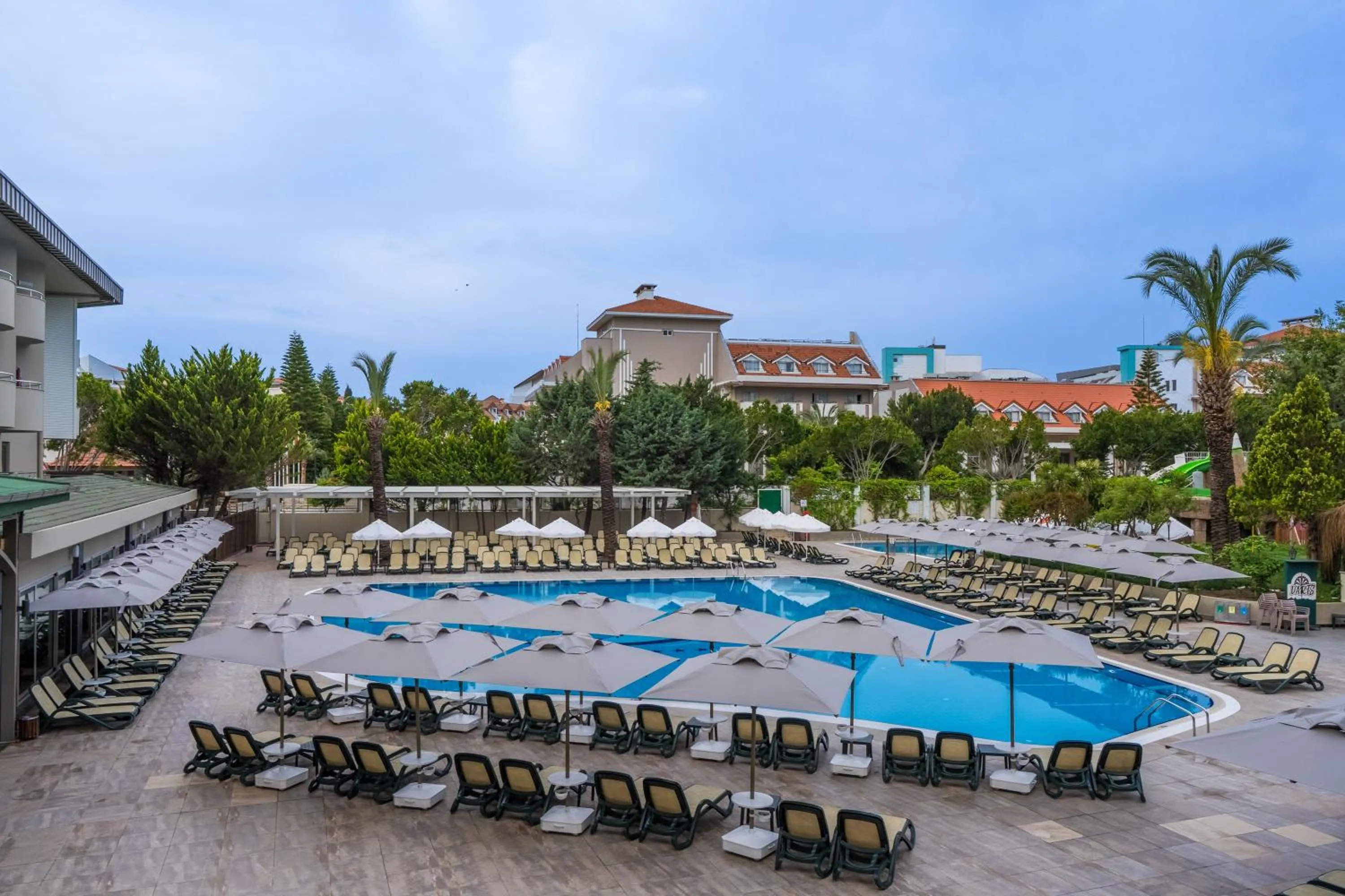 Swimming pool in Side Breeze Hotel