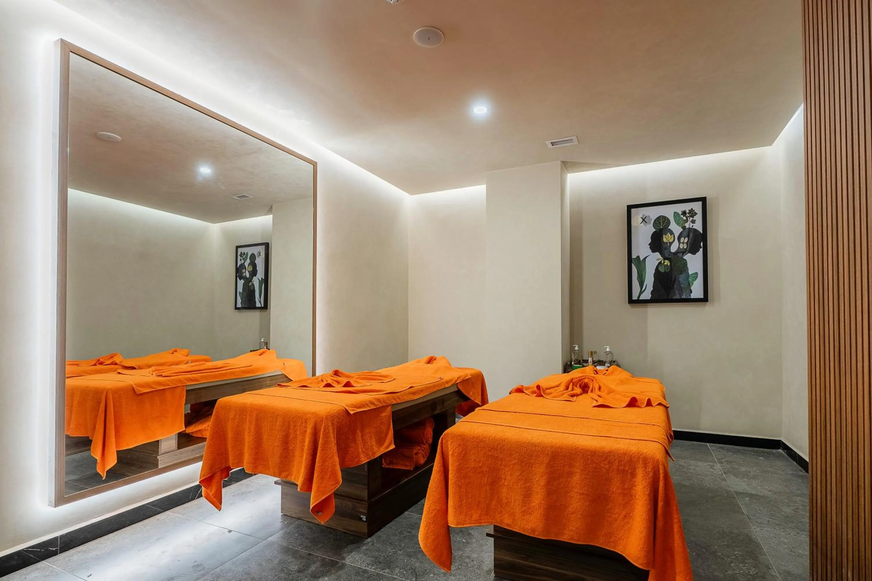 Massage in Side Breeze Hotel