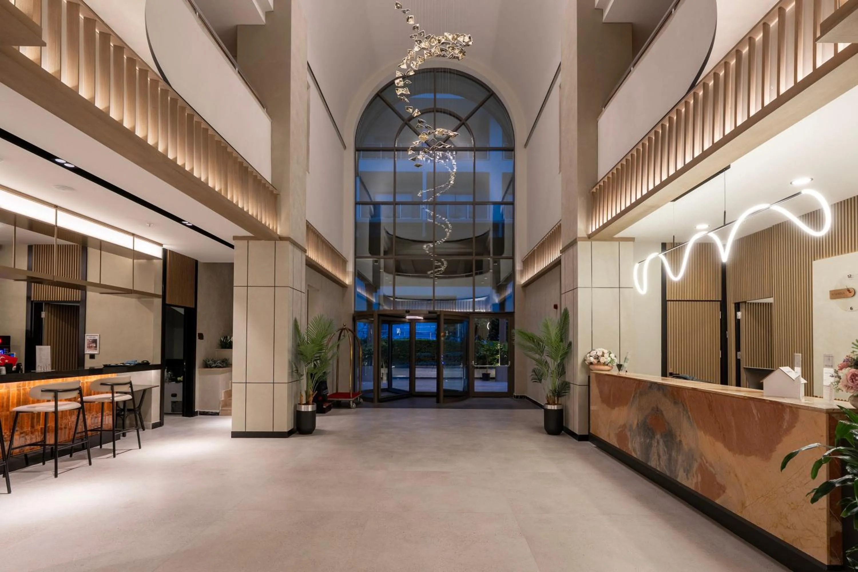 Lobby or reception in Side Breeze Hotel