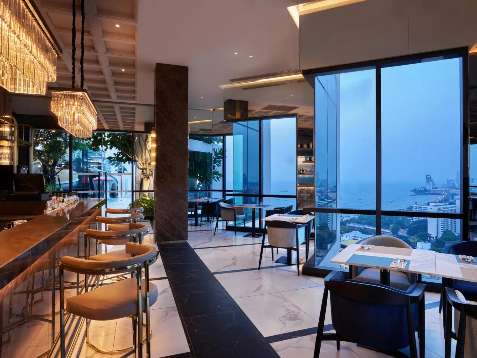 Lounge or bar in Somerset Pattaya