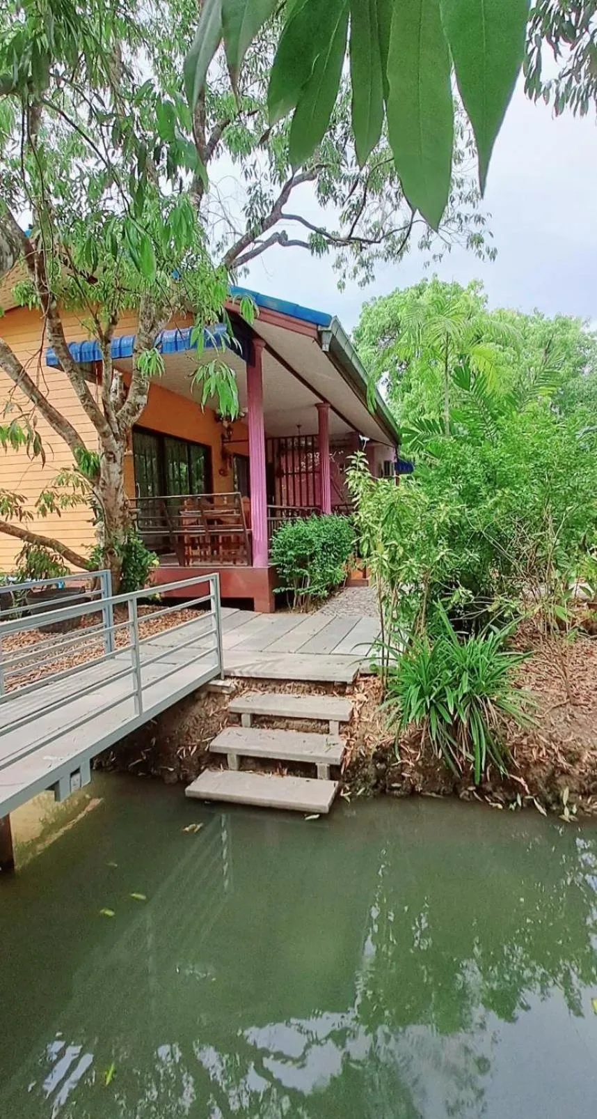 Warakorn Baansuan Amphawa