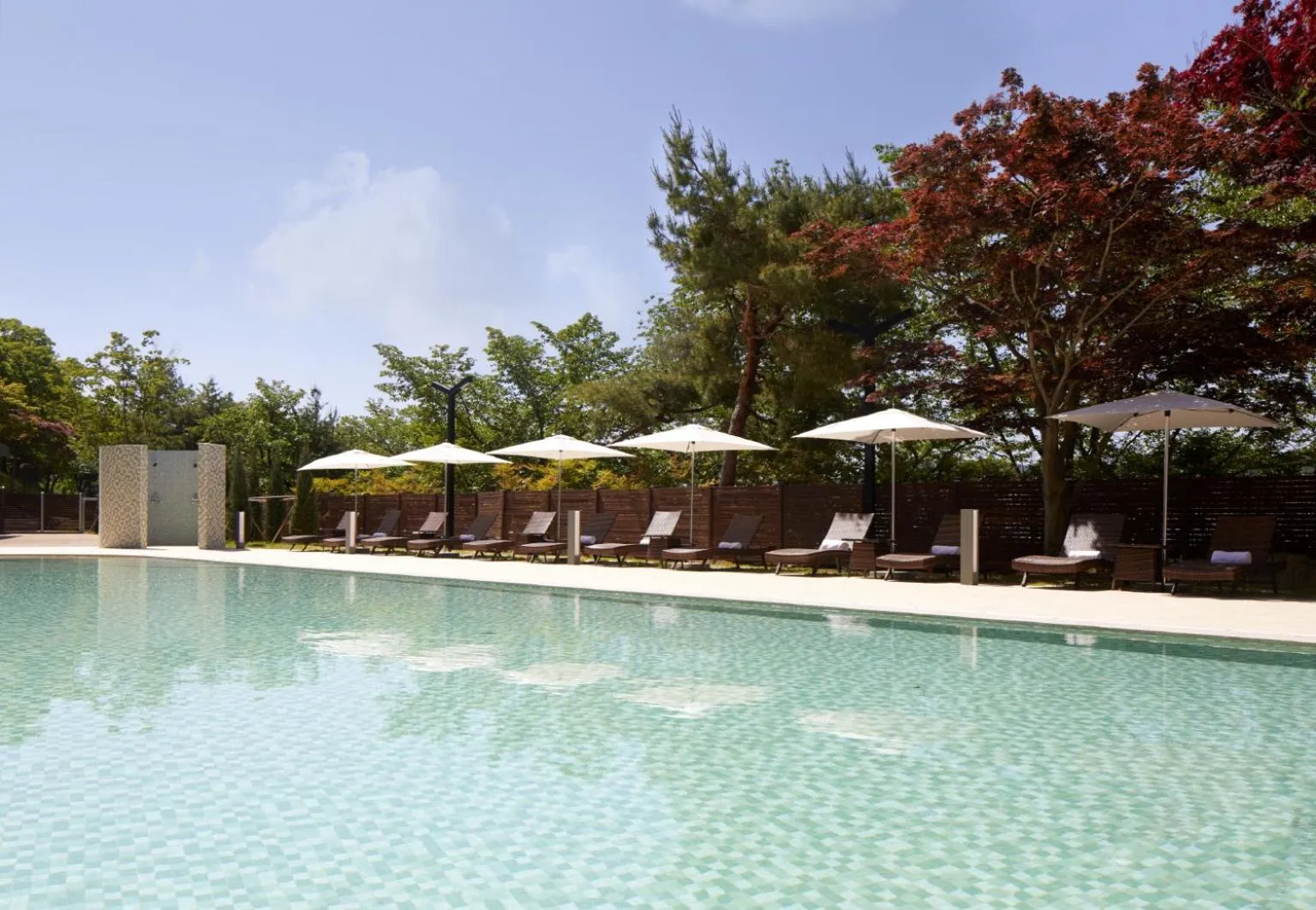 Swimming pool in Lahan Select Gyeongju