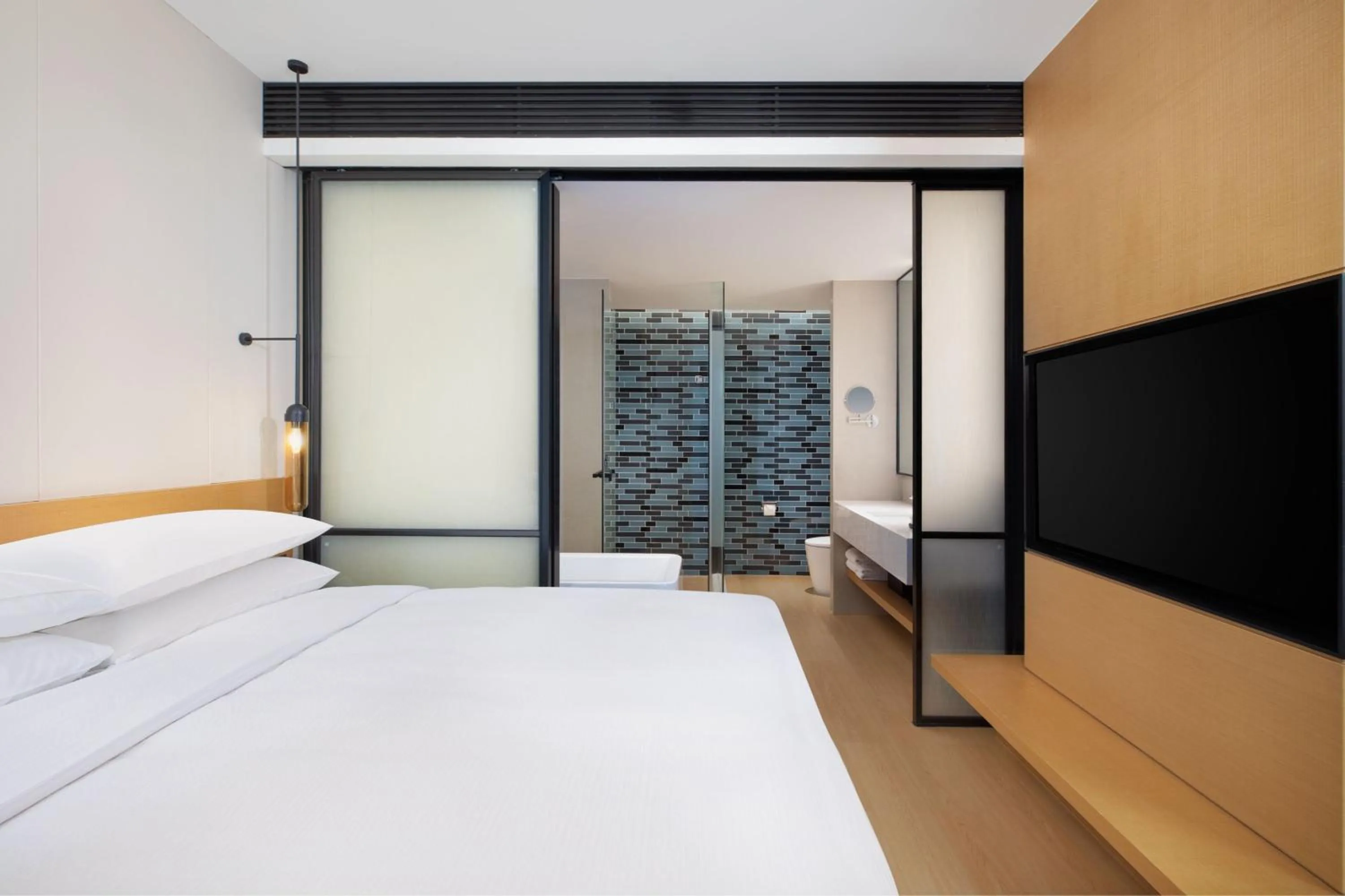 Photo of the whole room, Bed in Fairfield by Marriott Liaocheng Dongchangfu
