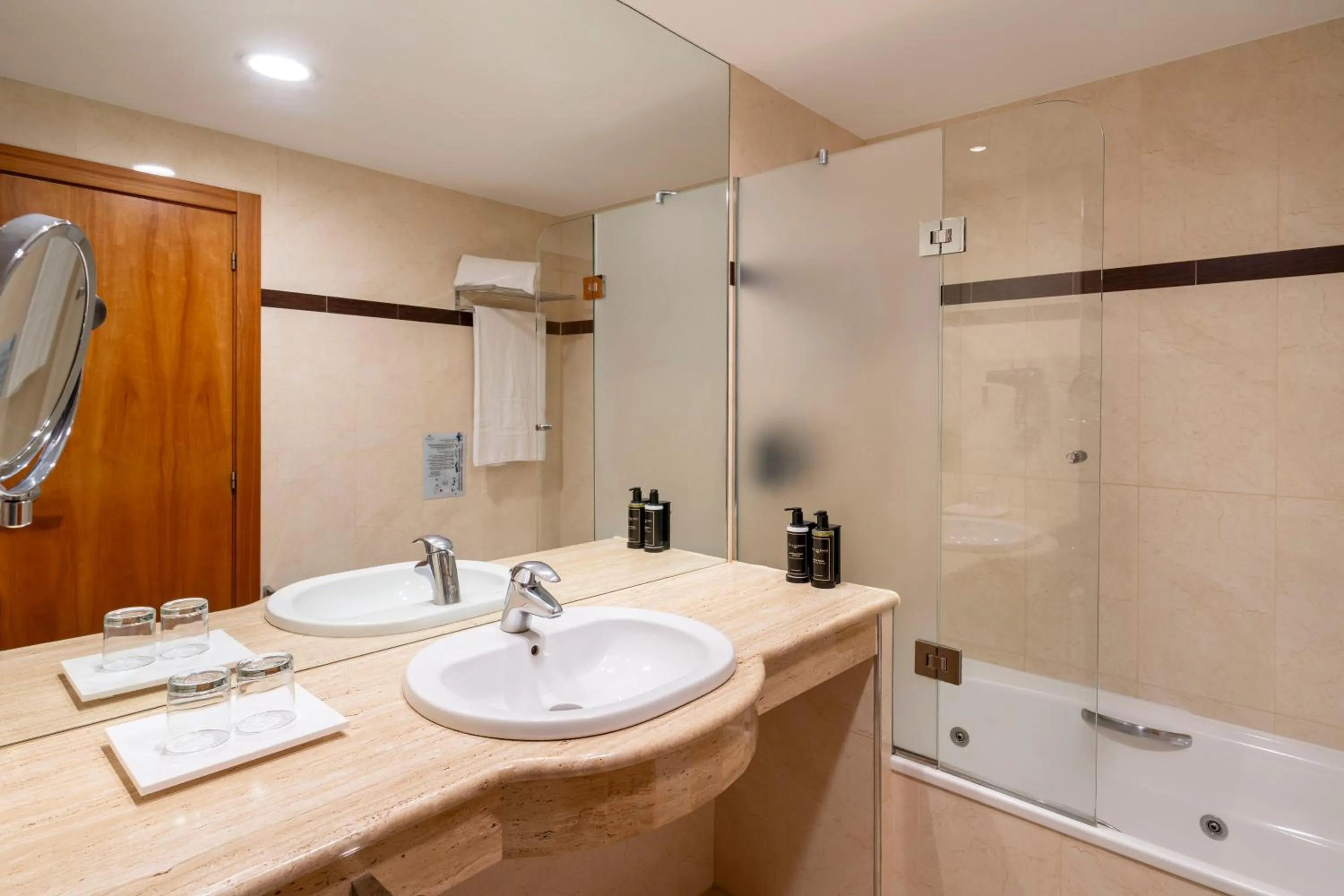 Bathroom in Eurostars Centrum Alicante