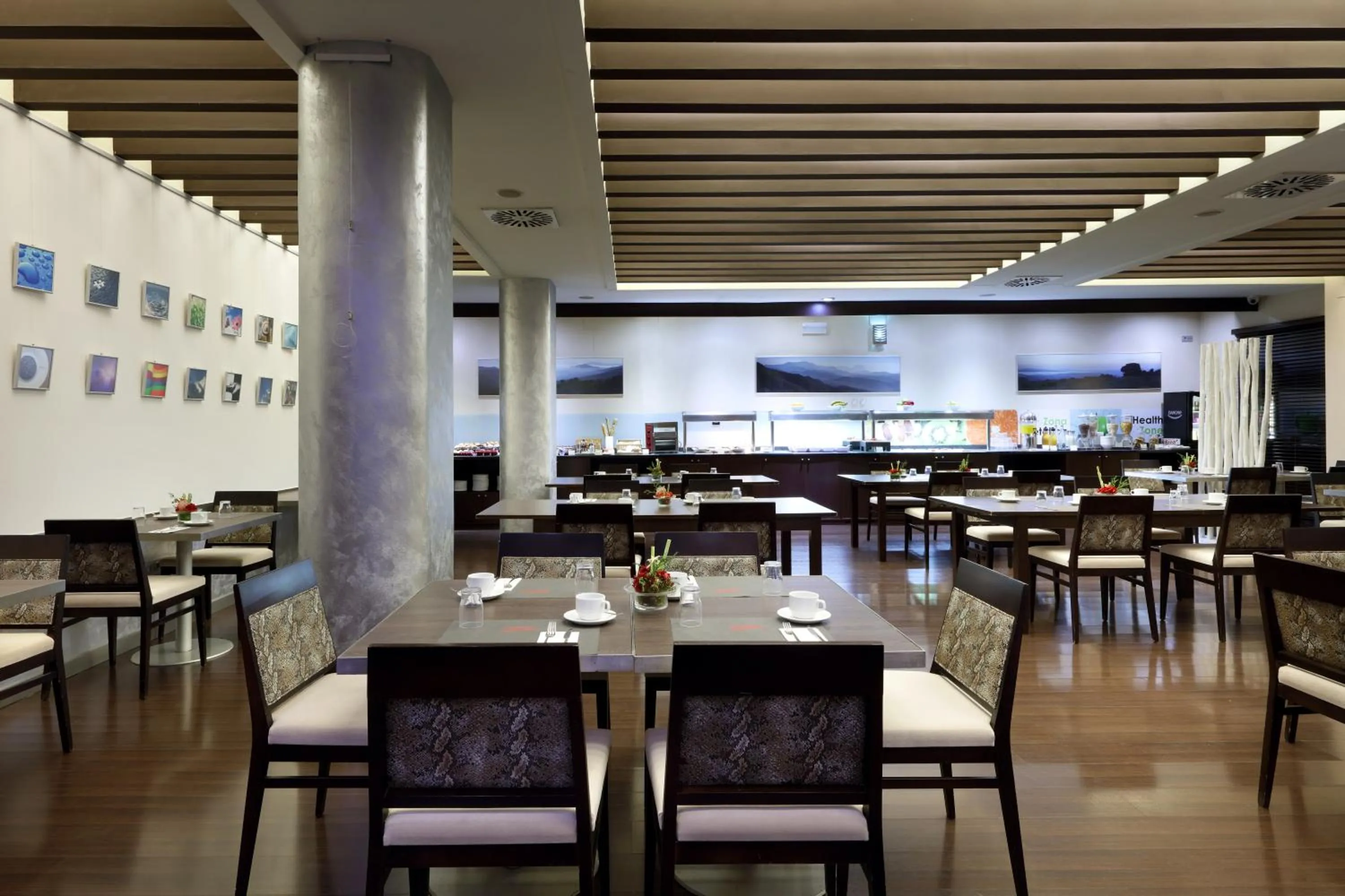 Restaurant/places to eat in Eurostars Centrum Alicante