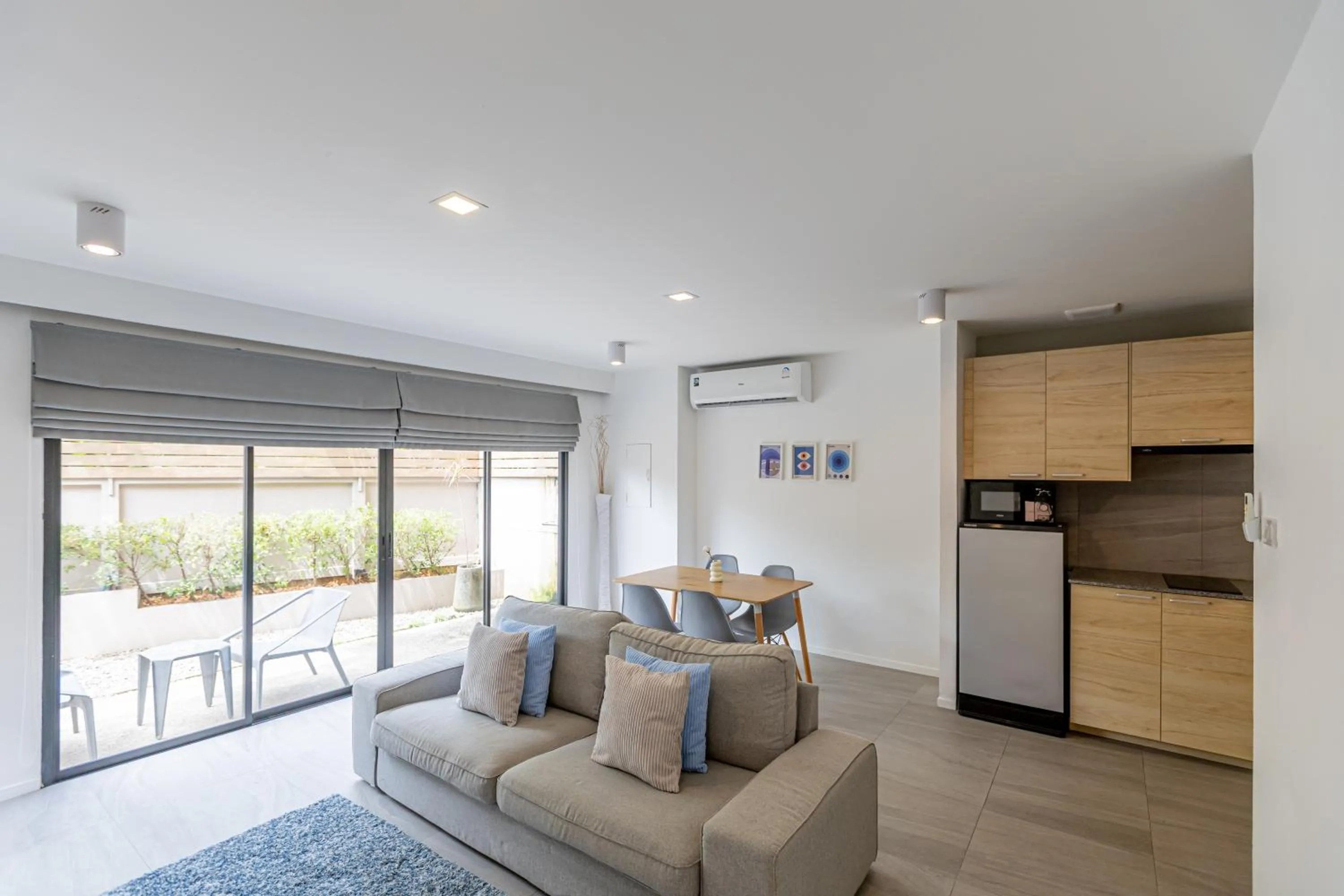 Living room in Studio 365 Serviced Apartments