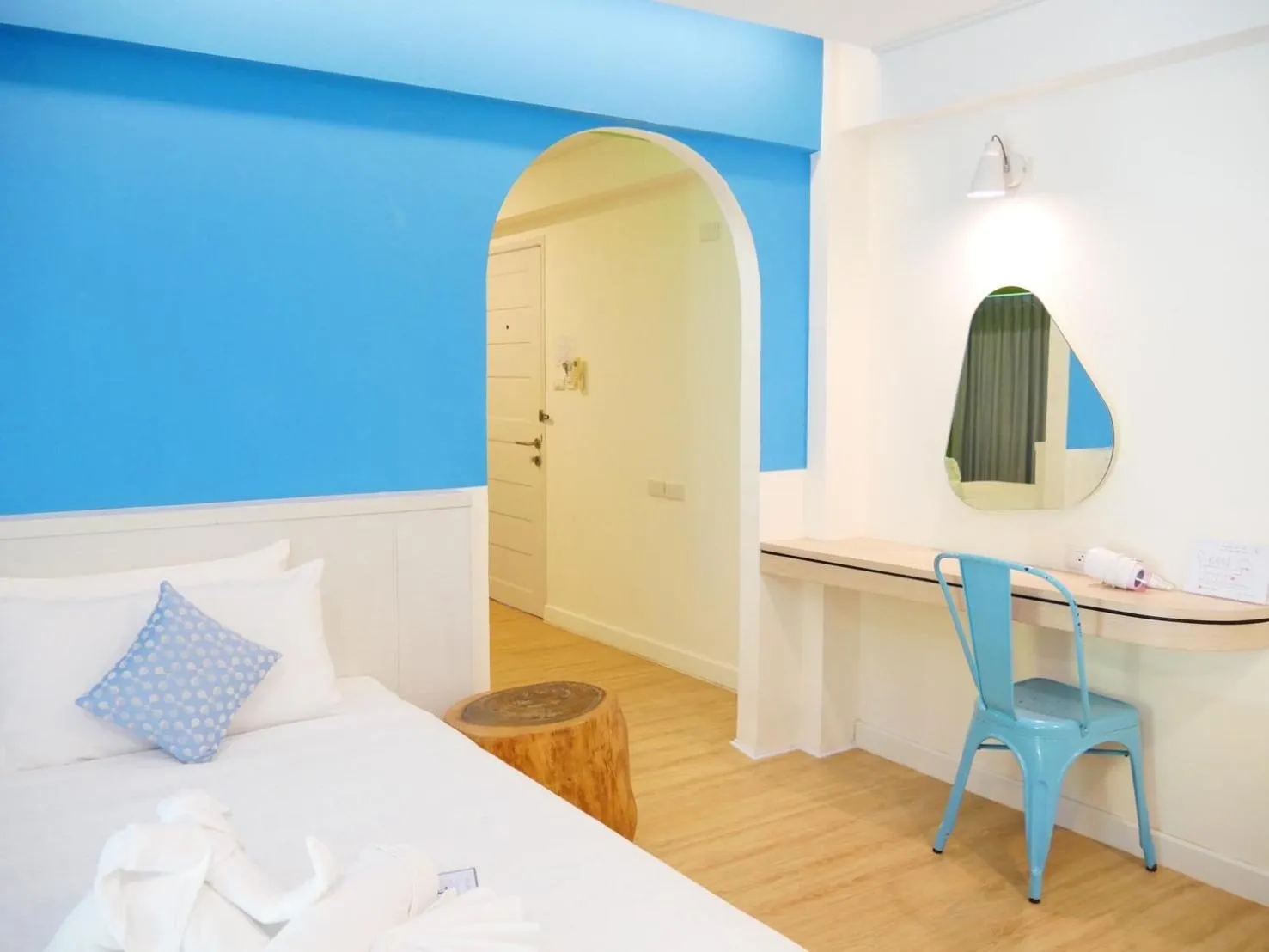 Dining area, Bed in The Tint At Phuket Town - SHA Plus