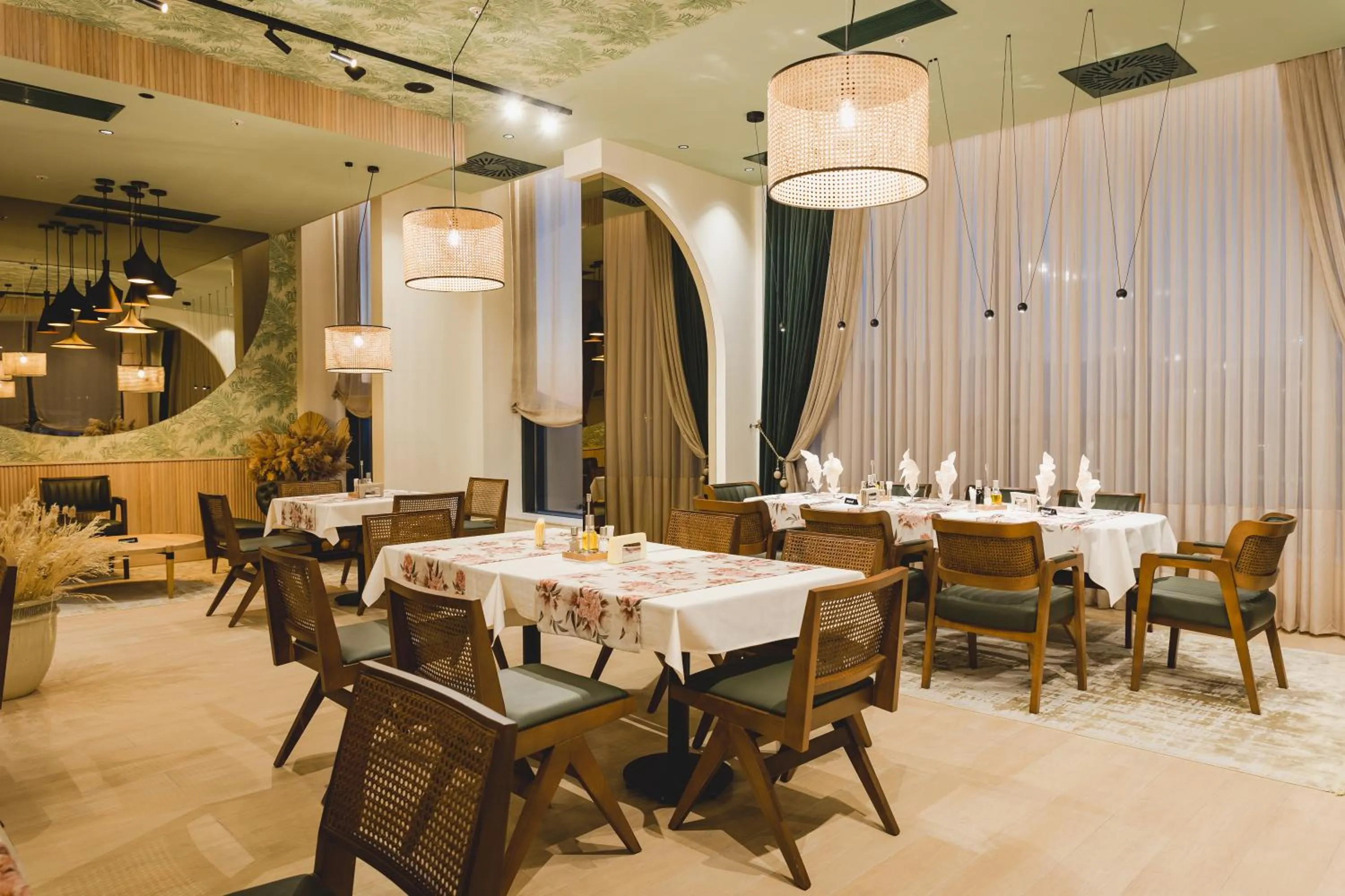 Restaurant/places to eat in Hotel Aurel Coast