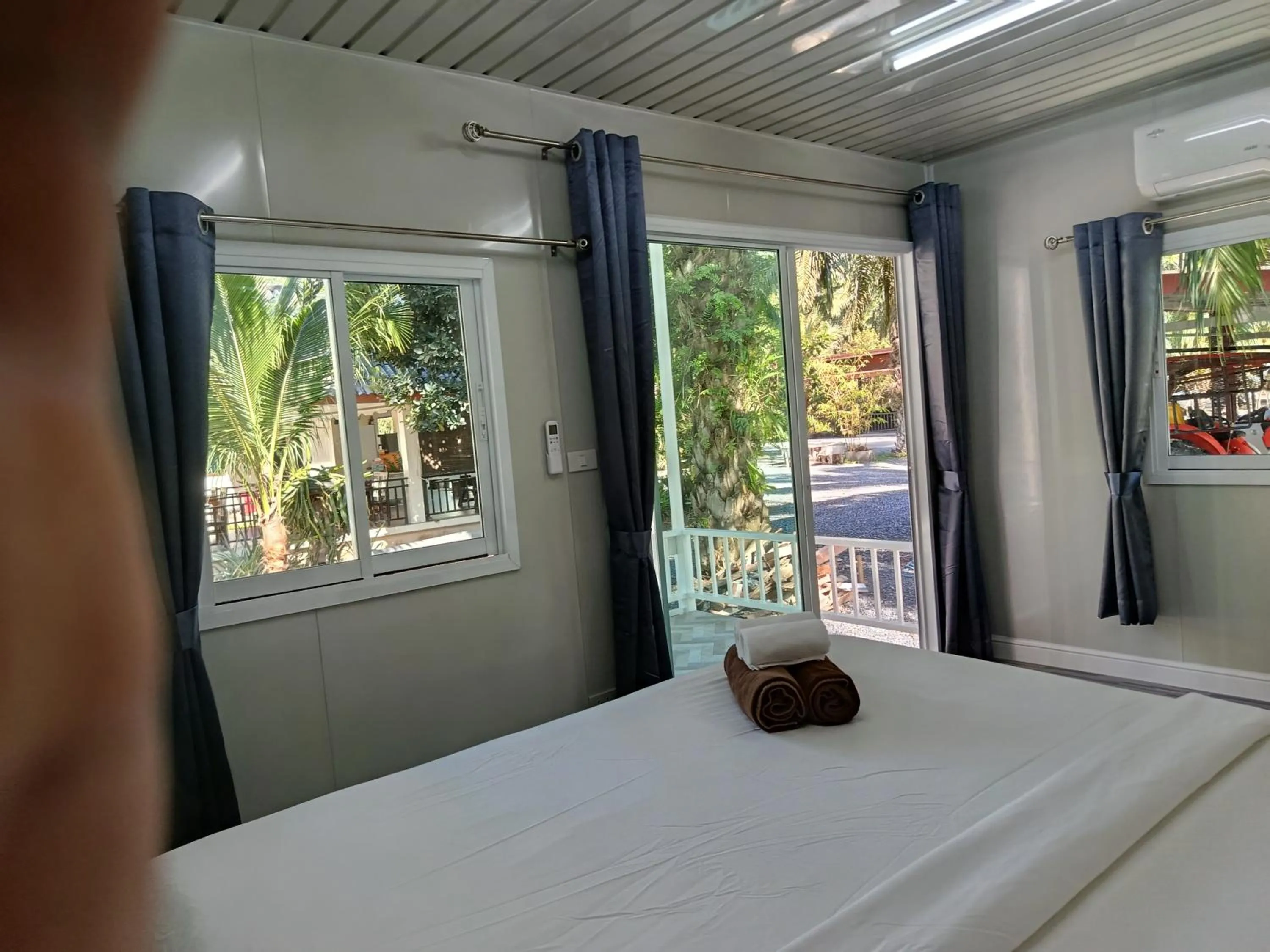 Bed in Khao Sok Palm Garden Resort