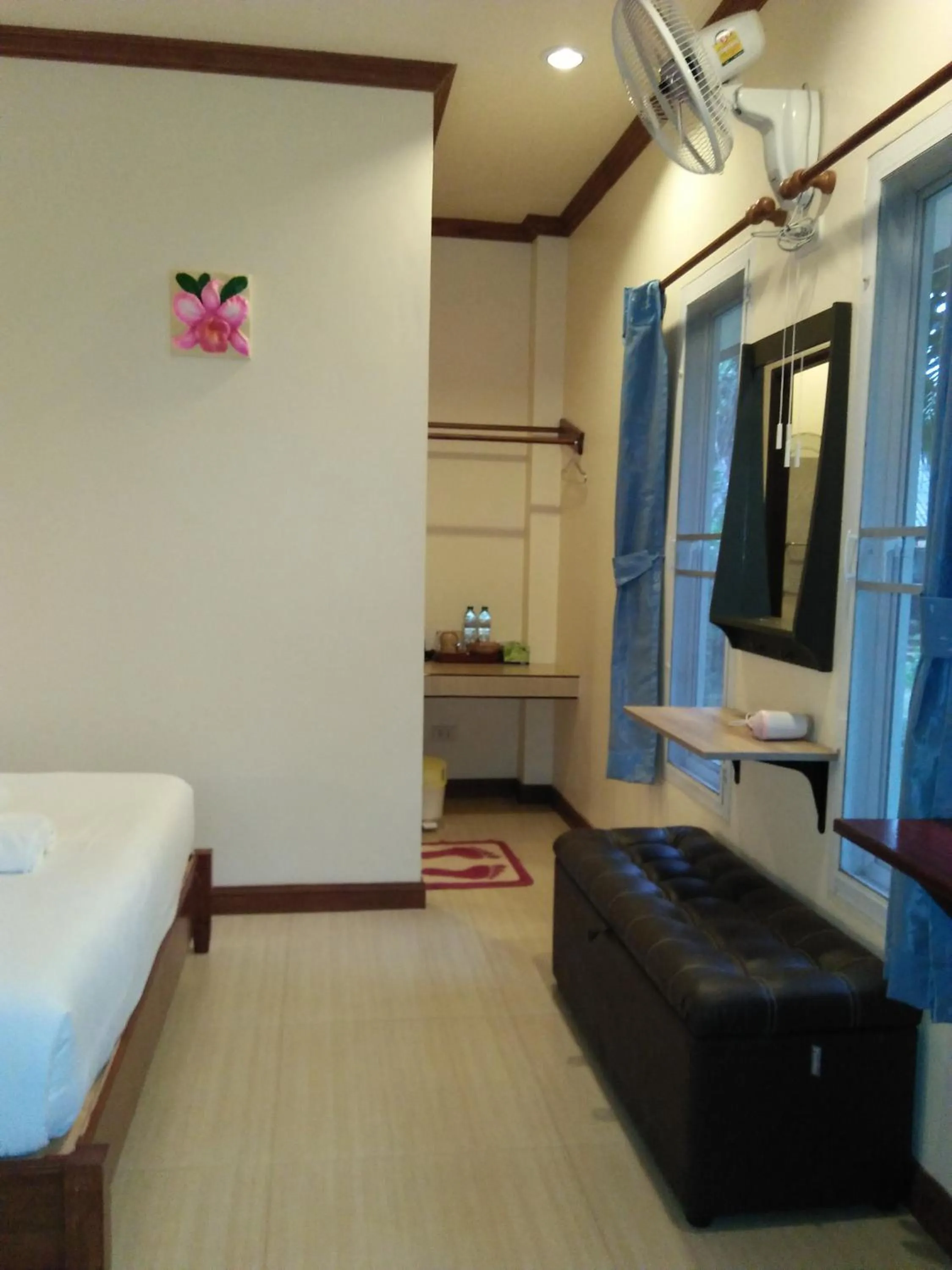 Bed in Khao Sok Palm Garden Resort