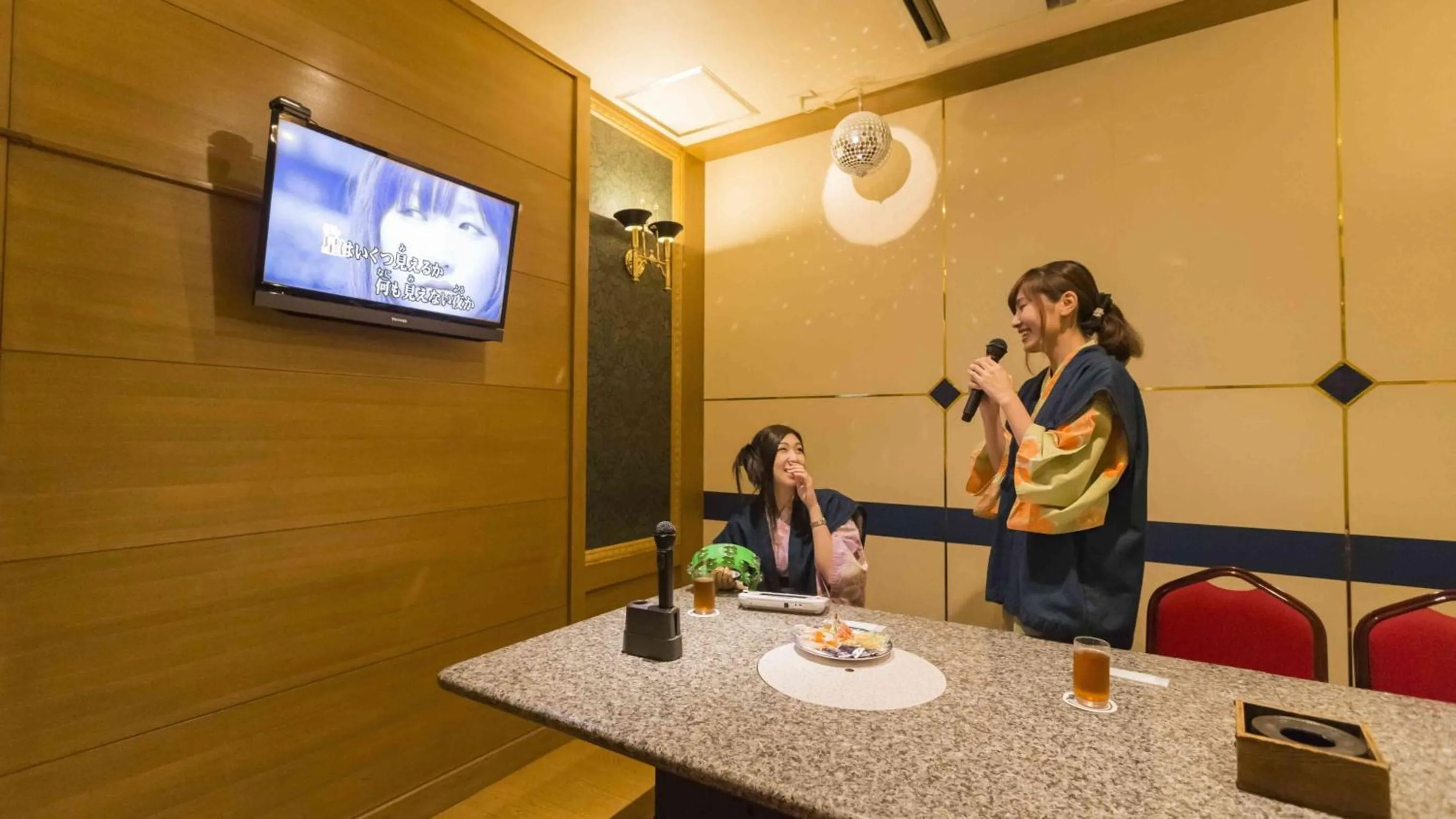 Karaoke in Hotel Morinokaze Oshuku