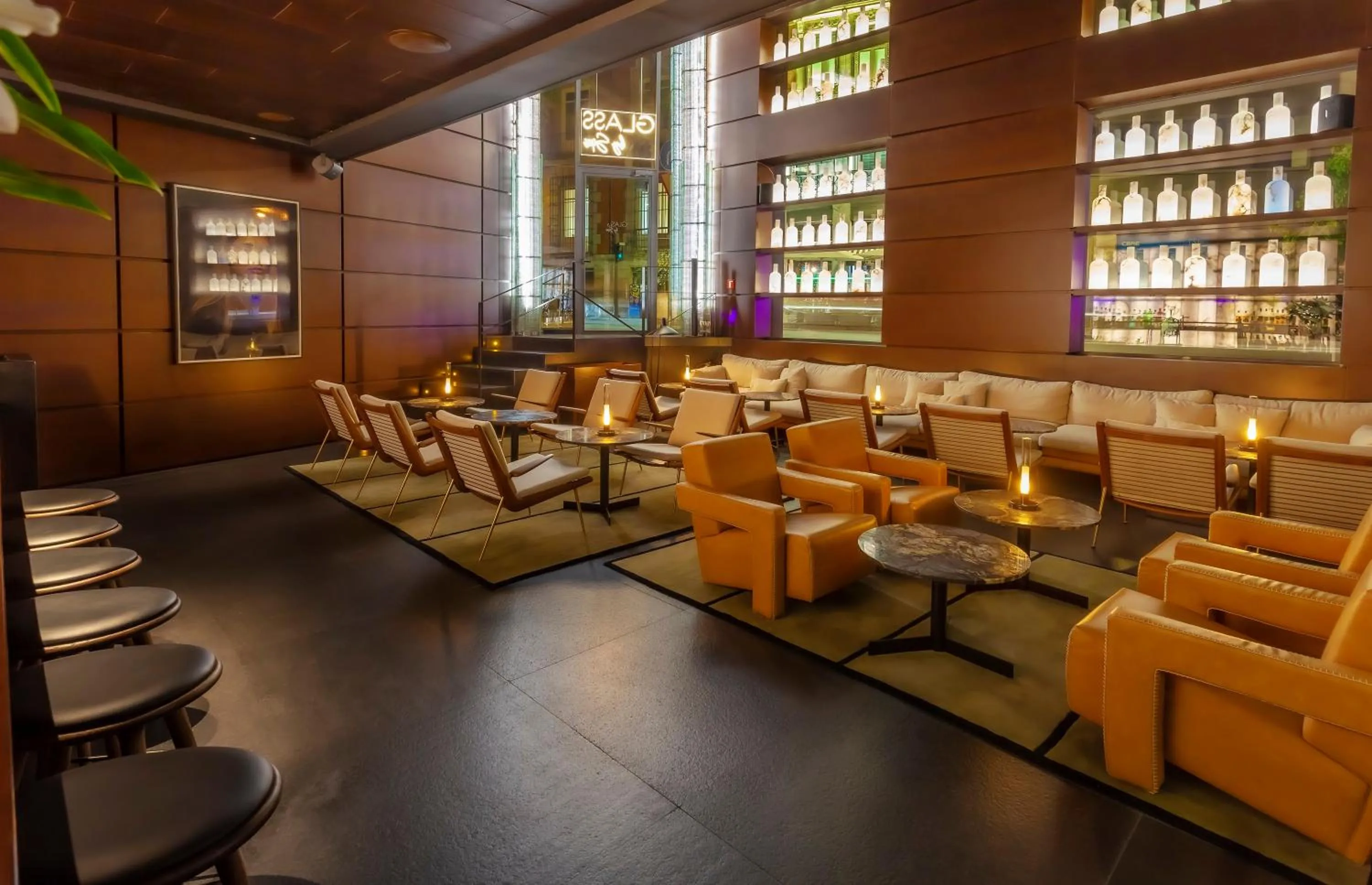 Lounge or bar in Hotel Urban, a Small Luxury Hotel of the World