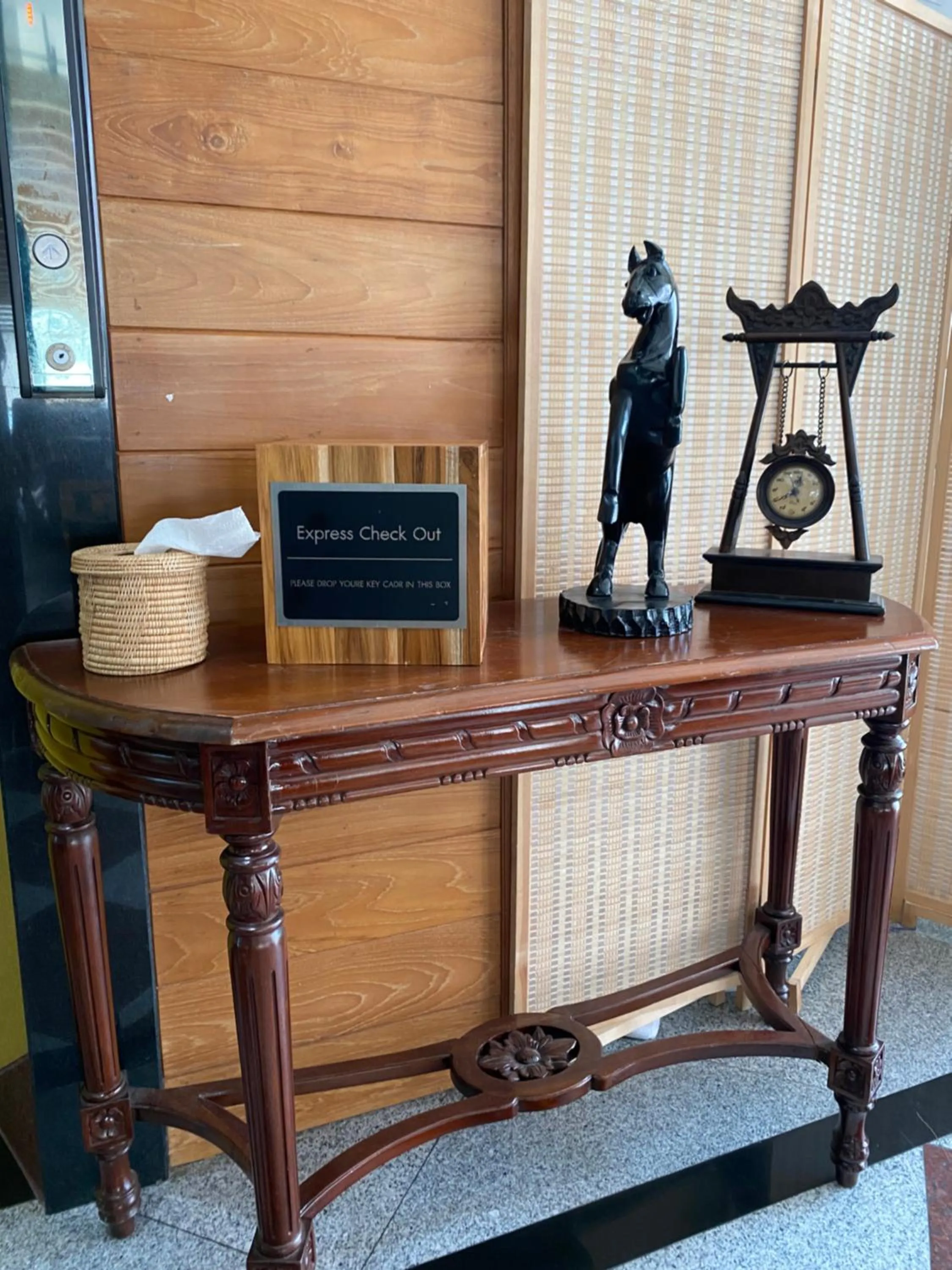 L18 residence แอลสิบแปด เรสซิเดนซ์