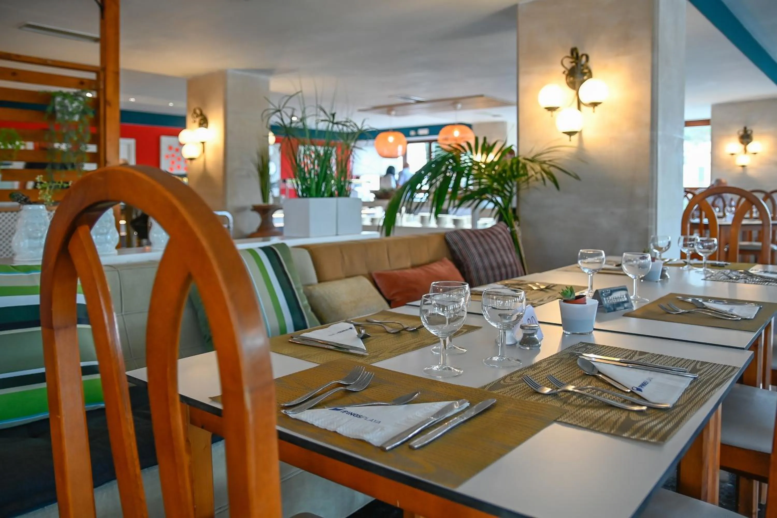 Restaurant/places to eat in Hotel Pinos Playa
