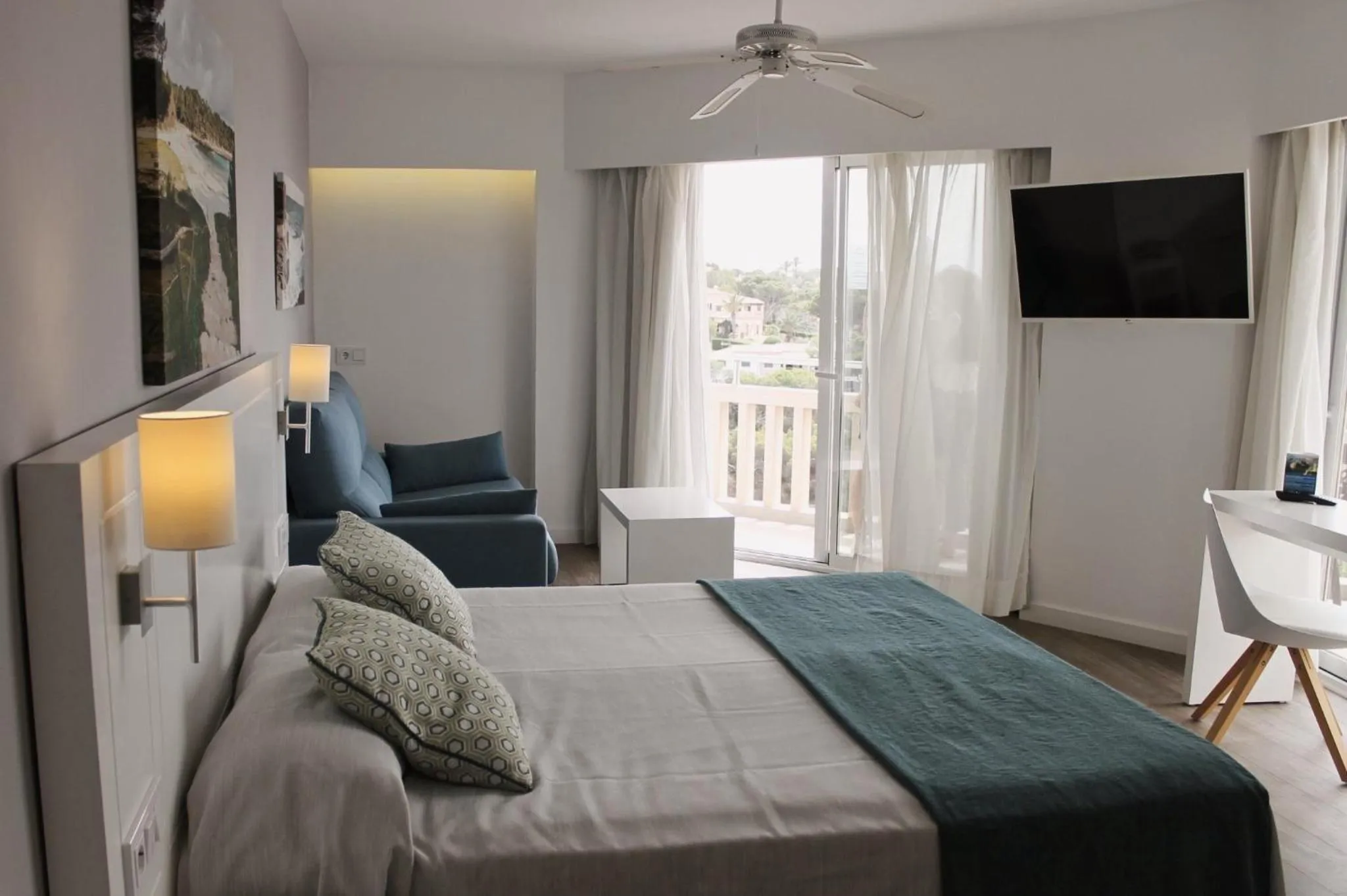 Bedroom, Bed in Hotel Pinos Playa