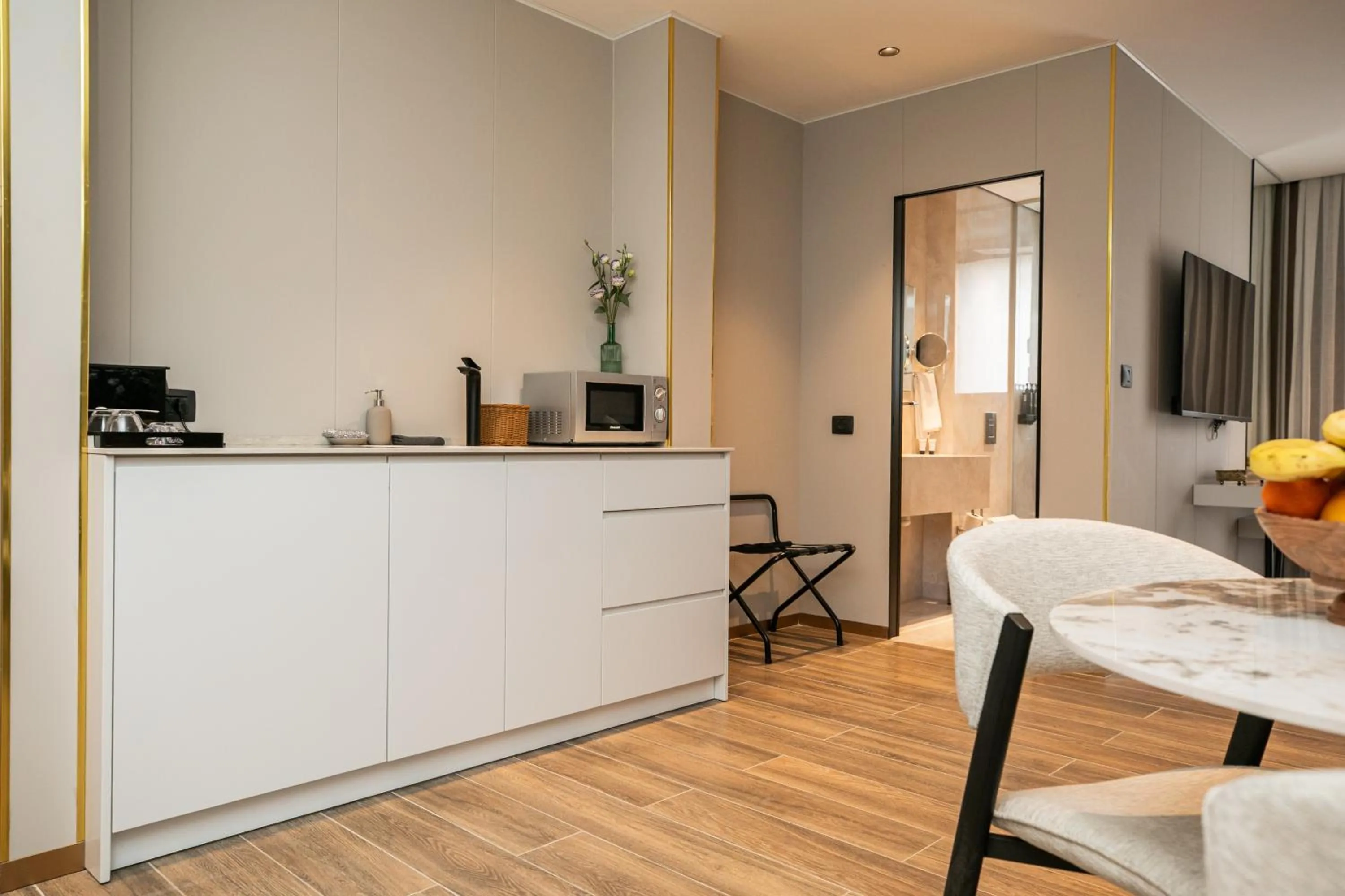 Kitchen or kitchenette in Herzl Boutique Hotel & Apartments by Domus