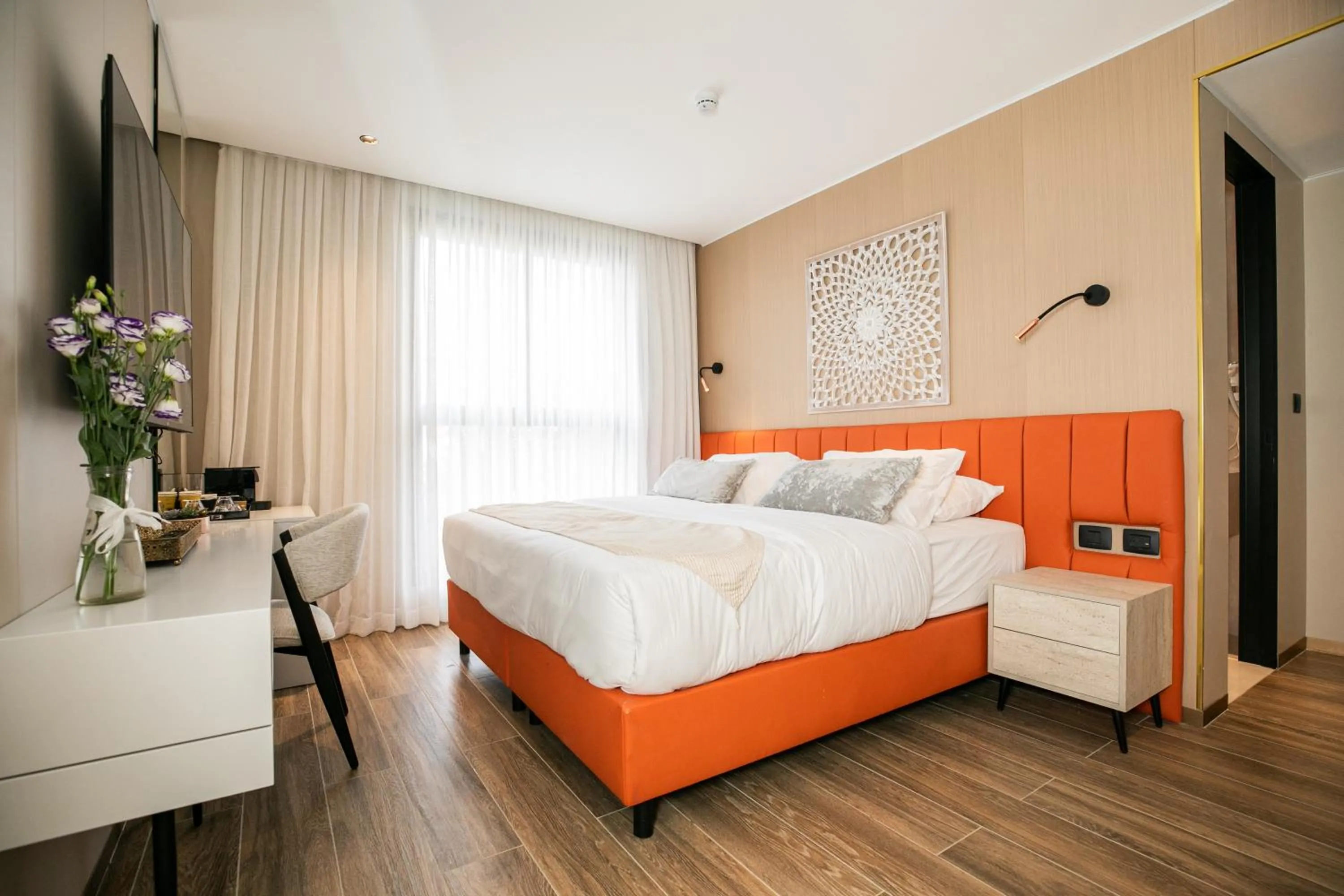 TV and multimedia, Bed in Herzl Boutique Hotel & Apartments by Domus