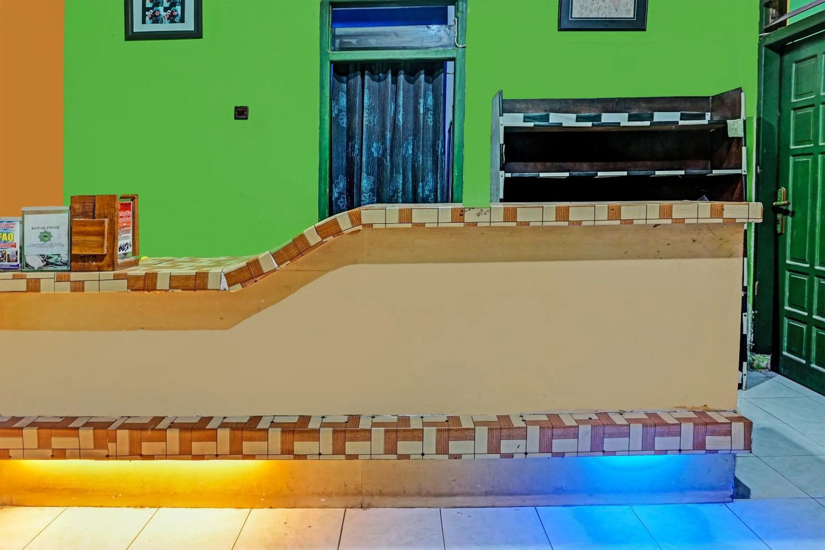 Lobby or reception in OYO 91697 Nyaman Homestay Syariah