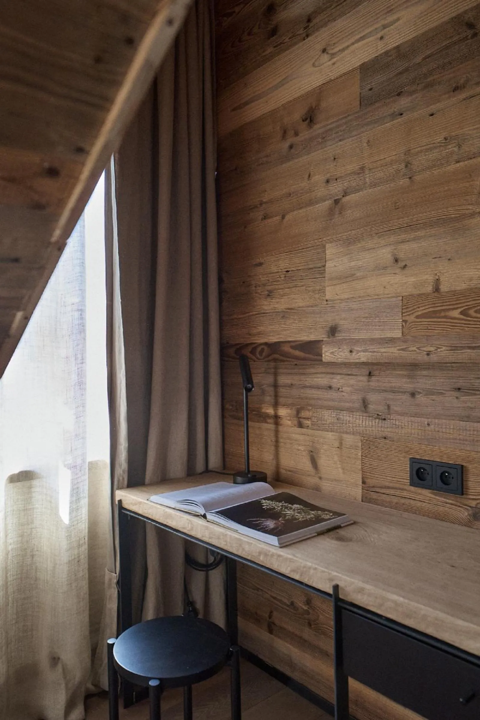 Photo of the whole room in EnHotel